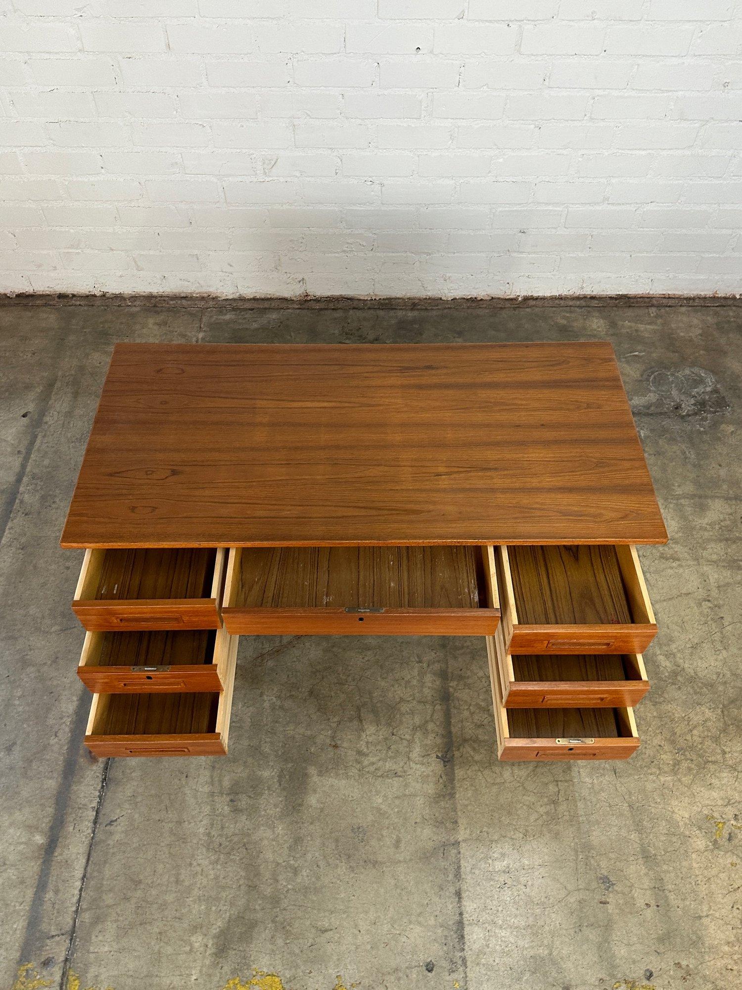 Double Sided Danish Desk In Good Condition In Los Angeles, CA