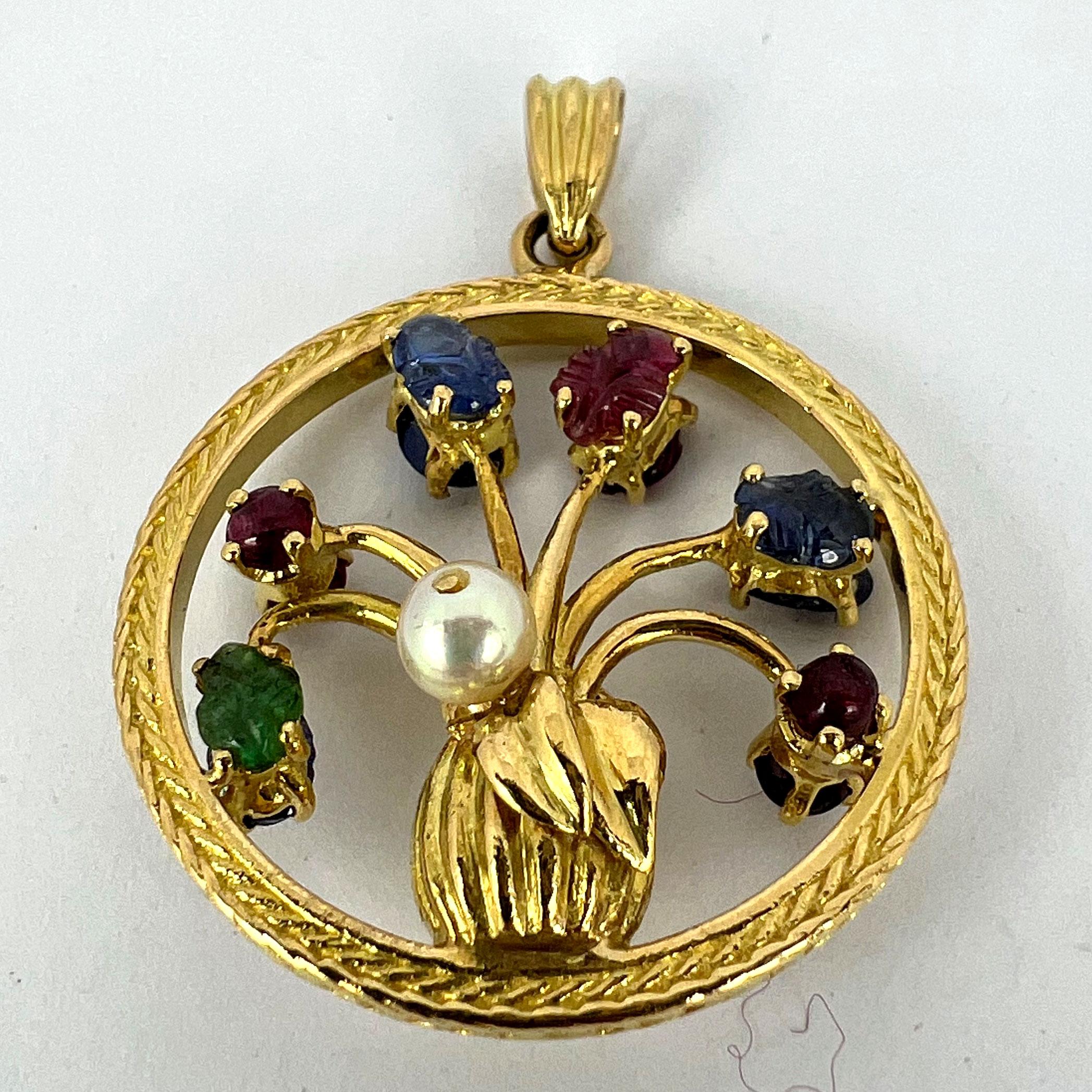 Double Sided Flower Vase 18K Yellow Gold Carved Sapphire Ruby Emerald Pendant For Sale 10