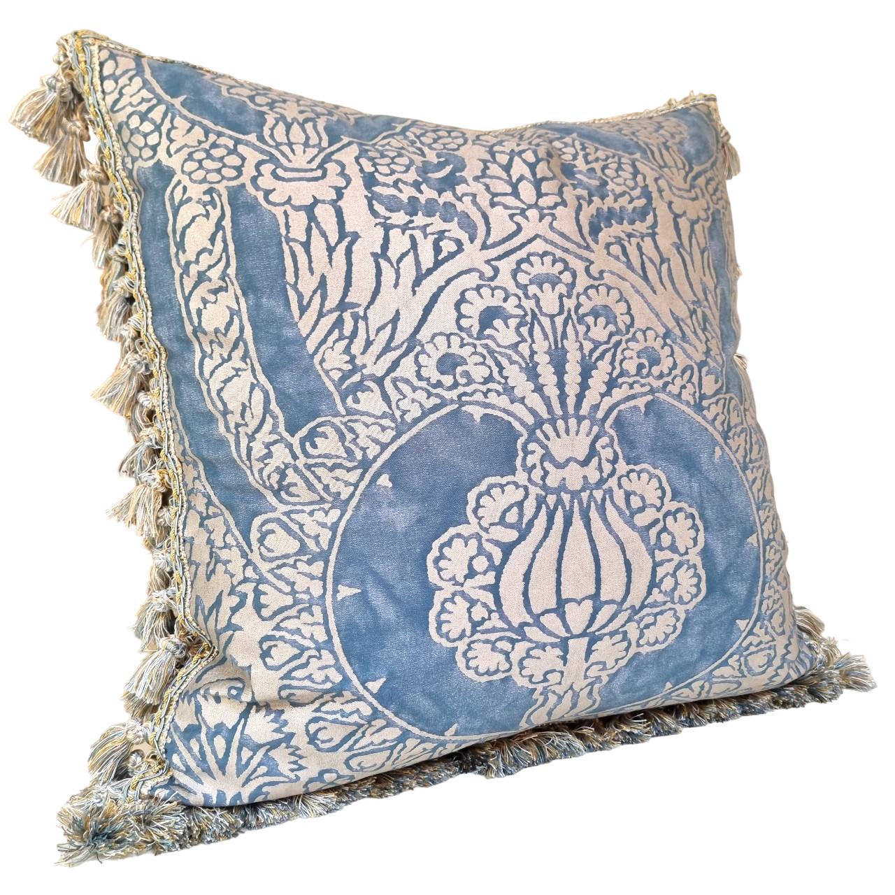 Double Sided Fortuny Fabric Pillow Tassel Trim Blue Silvery Gold Nicolo Pattern In New Condition For Sale In Venezia, IT