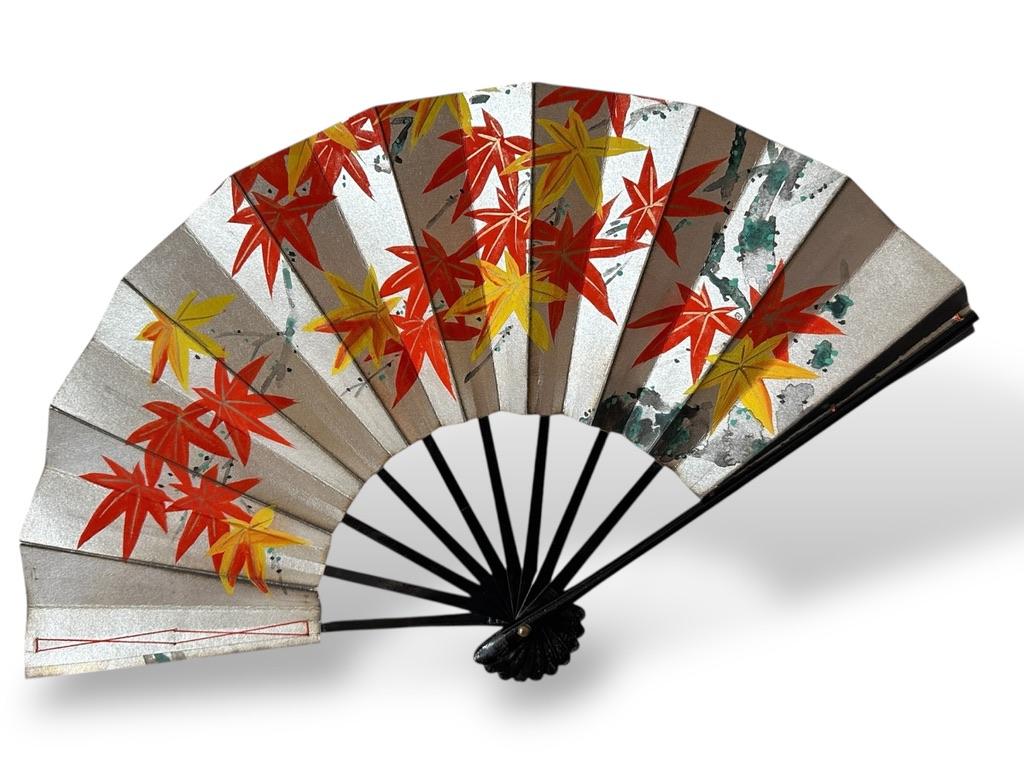 Abanico Japonés de Doble Cara - Periodo Edo, Pintado a Mano sobre Papel de Hoja de Plata en venta 5
