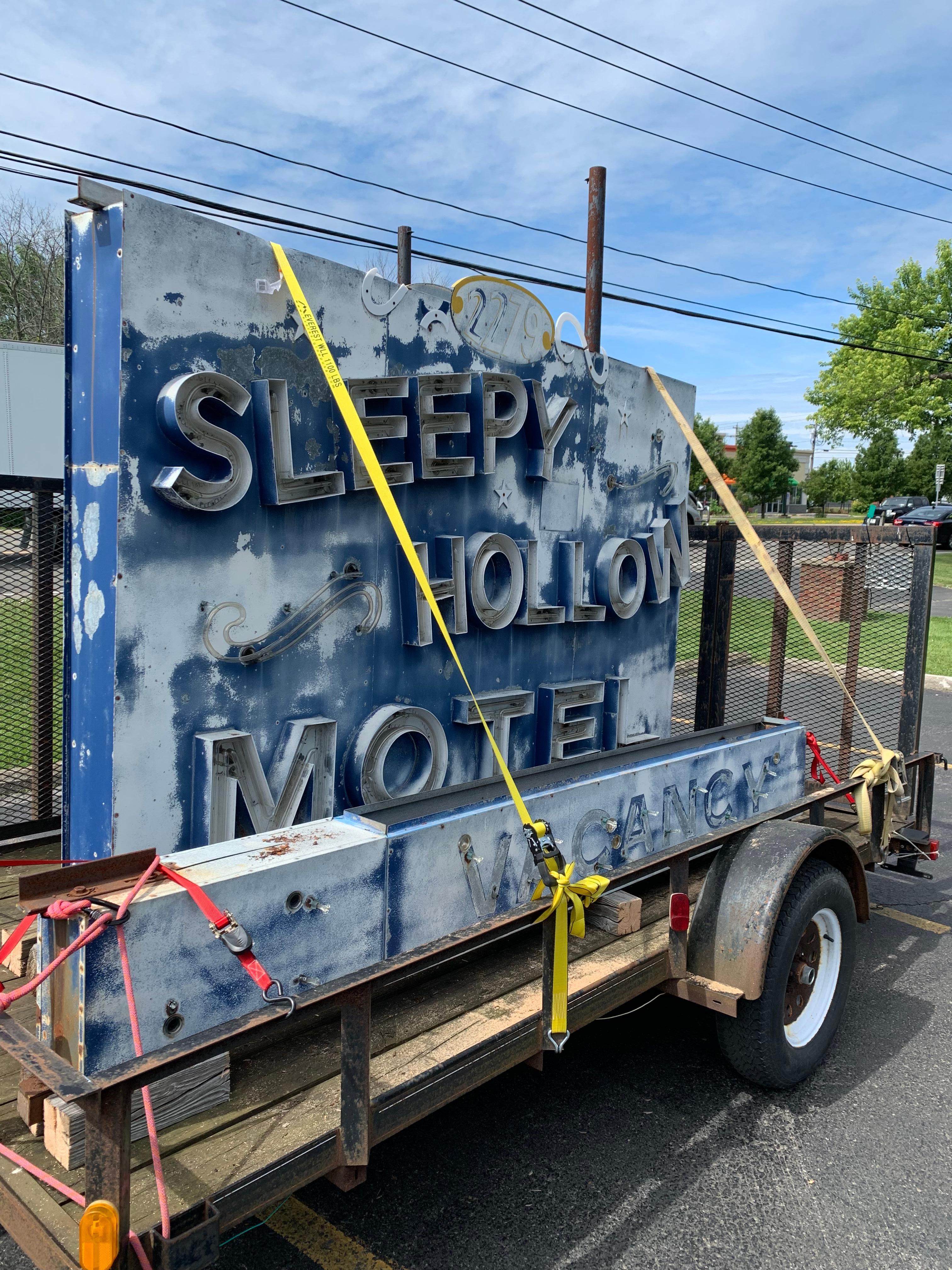 Large Vintage ,1950s Double Sided Neon Sign salvaged from the famed Sleepy Hollow Motel in Niagara fALLS Ny, (see photo of full sign).. sOME Neon, ,transformer and flasher fully restored,,much of the red neon lettering original,, Metal 