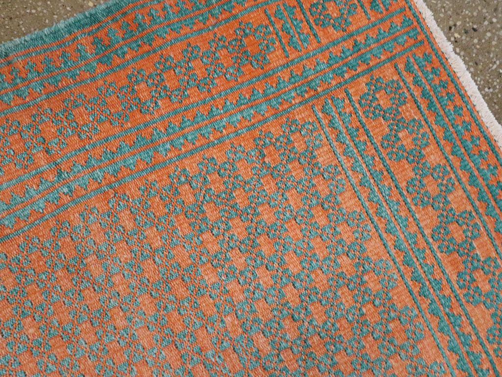 Tappeto persiano a trama piatta a due lati reversibile della metà del XX secolo Rug & Kilim in vendita 7