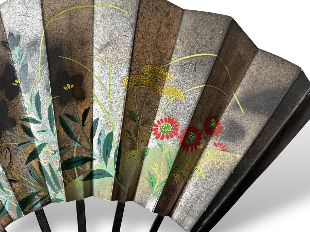 Abanico Samurai de Doble Cara - Periodo Edo, Pintado a Mano sobre Hoja de Oro y Plata Pape en venta 5