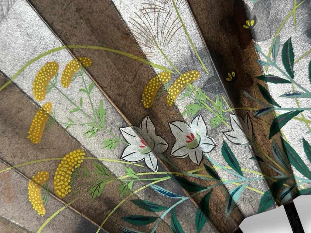 Abanico Samurai de Doble Cara - Periodo Edo, Pintado a Mano sobre Hoja de Oro y Plata Pape en venta 8