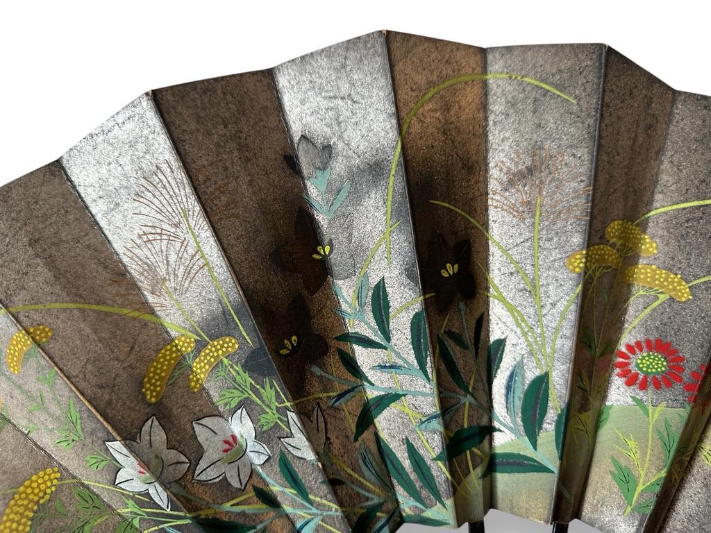 Abanico Samurai de Doble Cara - Periodo Edo, Pintado a Mano sobre Hoja de Oro y Plata Pape en venta 9