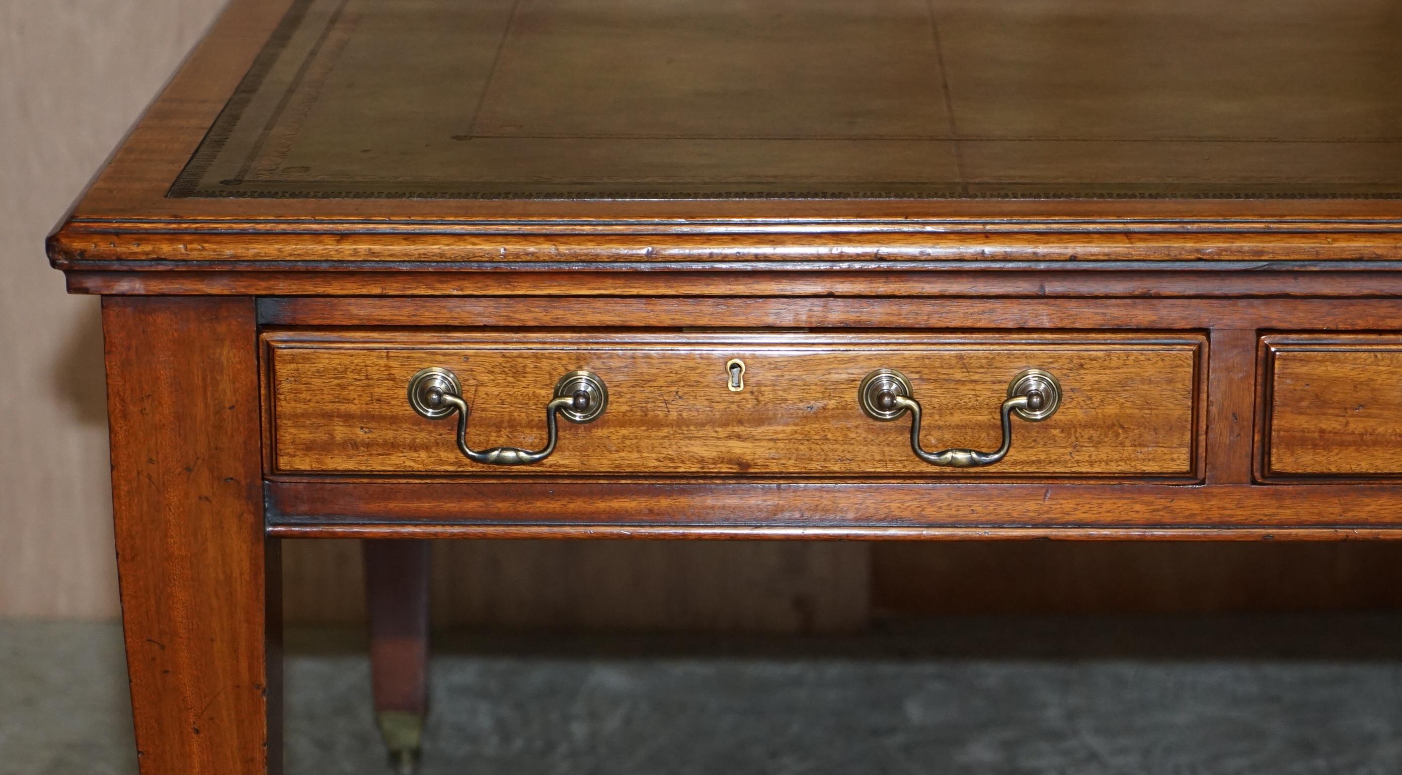 Double Sided Victorian Cir 1880 Green Leather & Hardwood Dining Table 6 Drawers For Sale 9