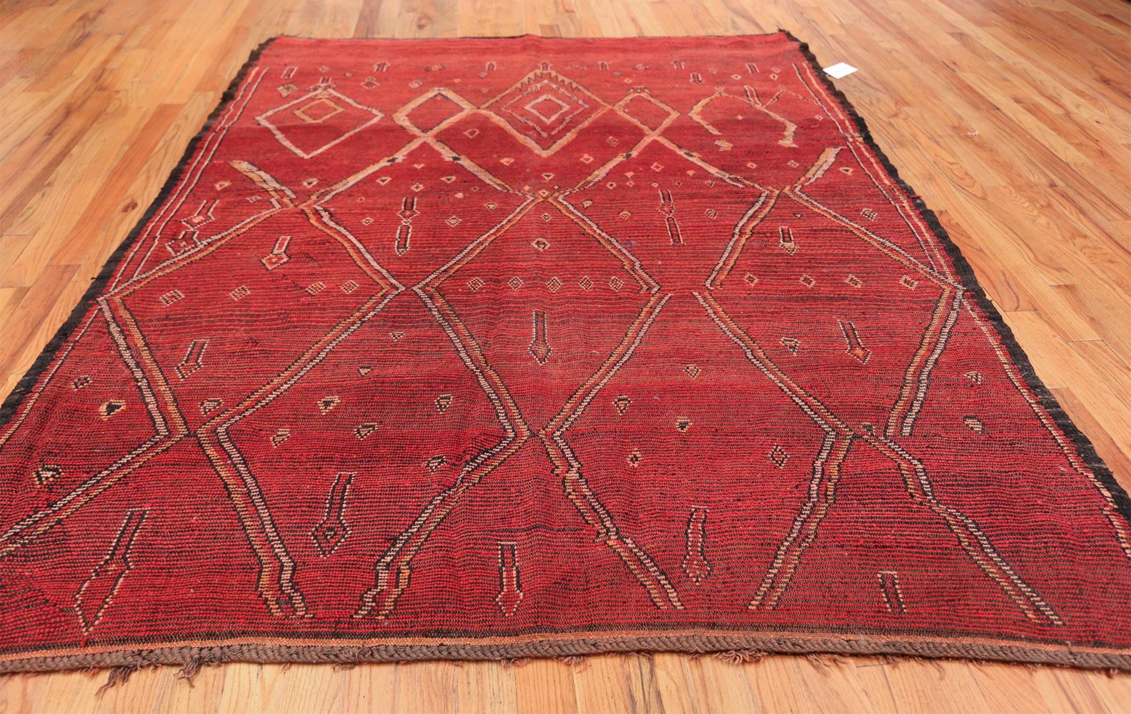 Beautiful double-sided Vintage Moroccan rug, Country of Origin / Rug Type: Morocco, circa Date: Mid-20th century
Vintage Moroccan rugs and carpets and carpets are among the more popular styles available today. These unique and exciting creations