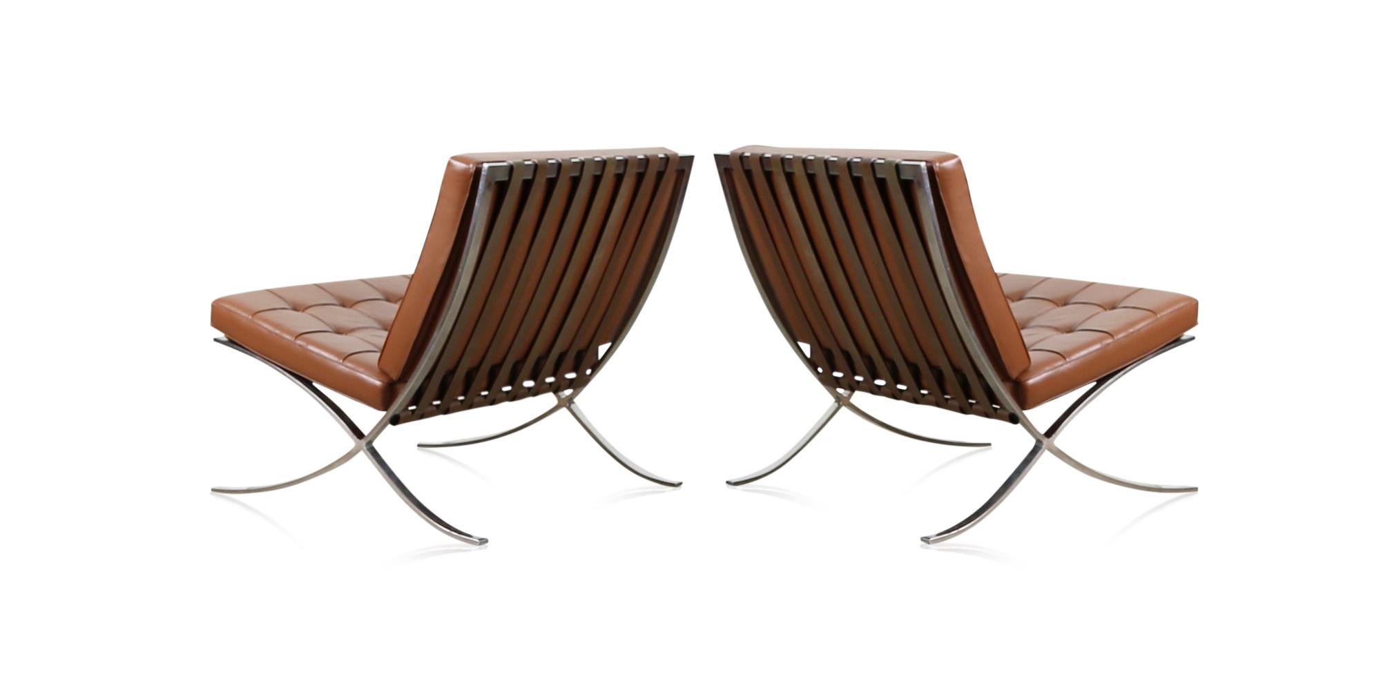 Mid-Century Modern Double Signed Pair of Mies Van Der Rohe Barcelona Chairs for Knoll International