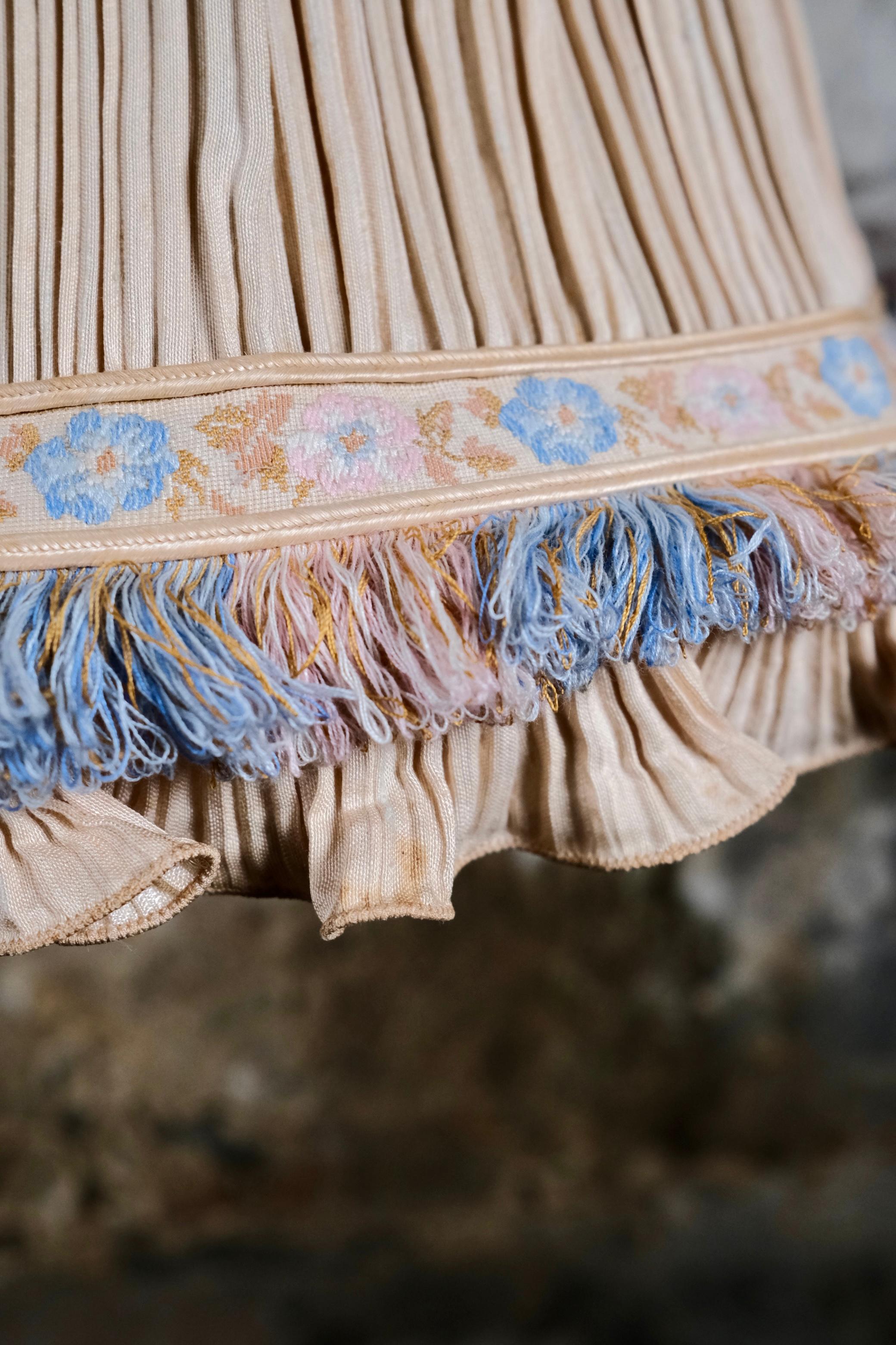 Double silk, rope and brass pendant, by Cenacchi, made in Italy, 1960s For Sale 6