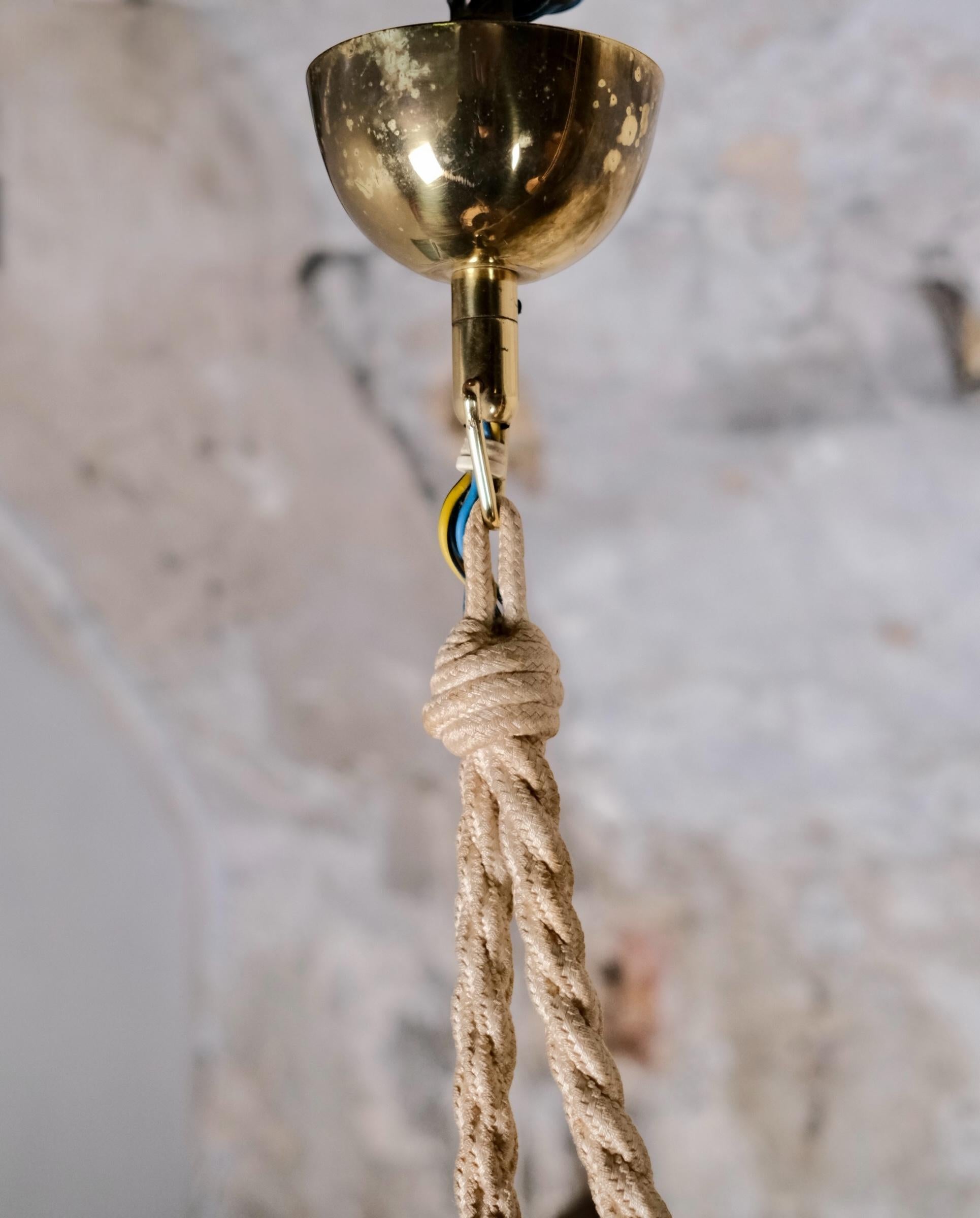 Double silk, rope and brass pendant, by Cenacchi, made in Italy, 1960s For Sale 10