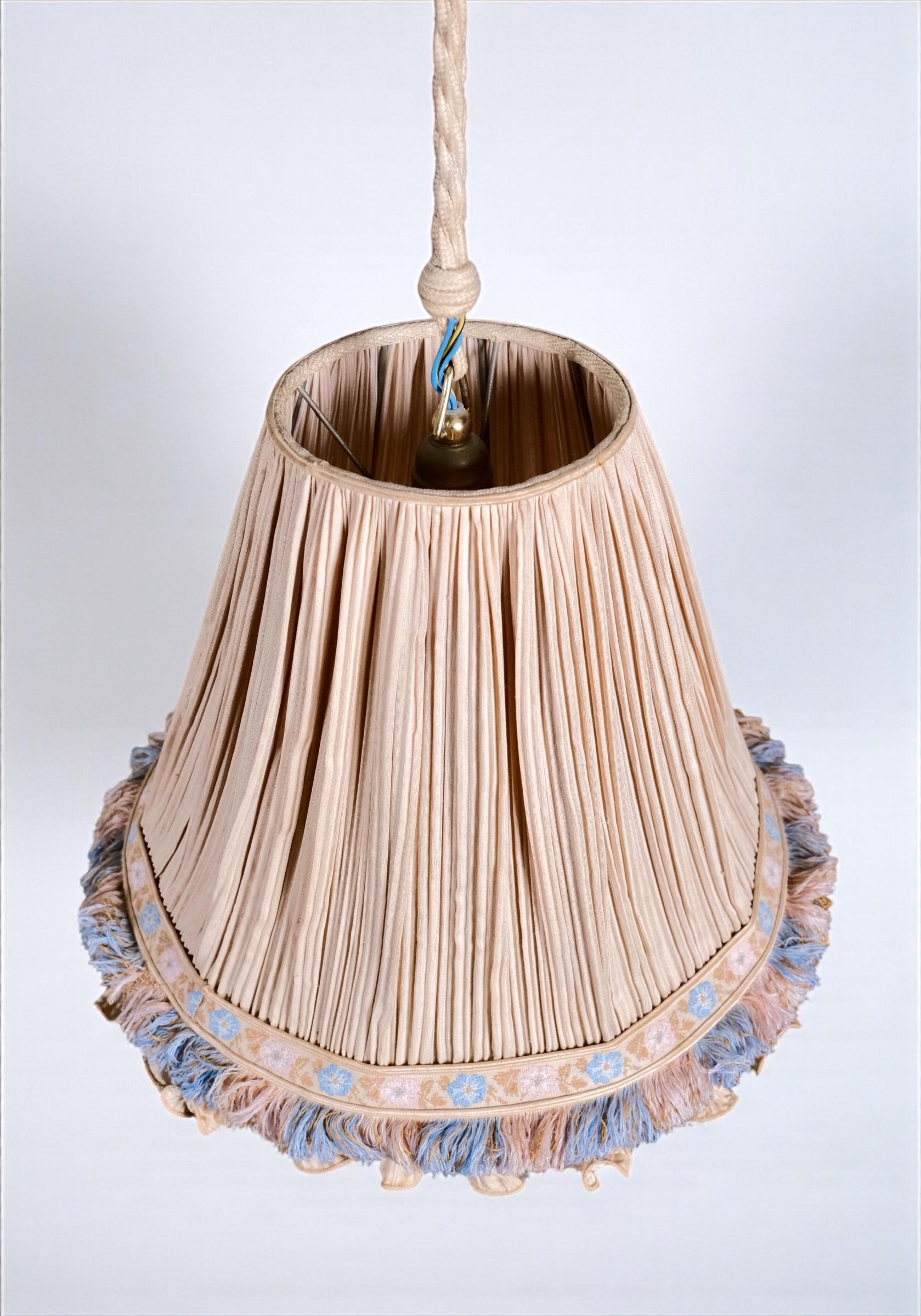 Double silk, rope and brass pendant, by Cenacchi, made in Italy, 1960s For Sale 2