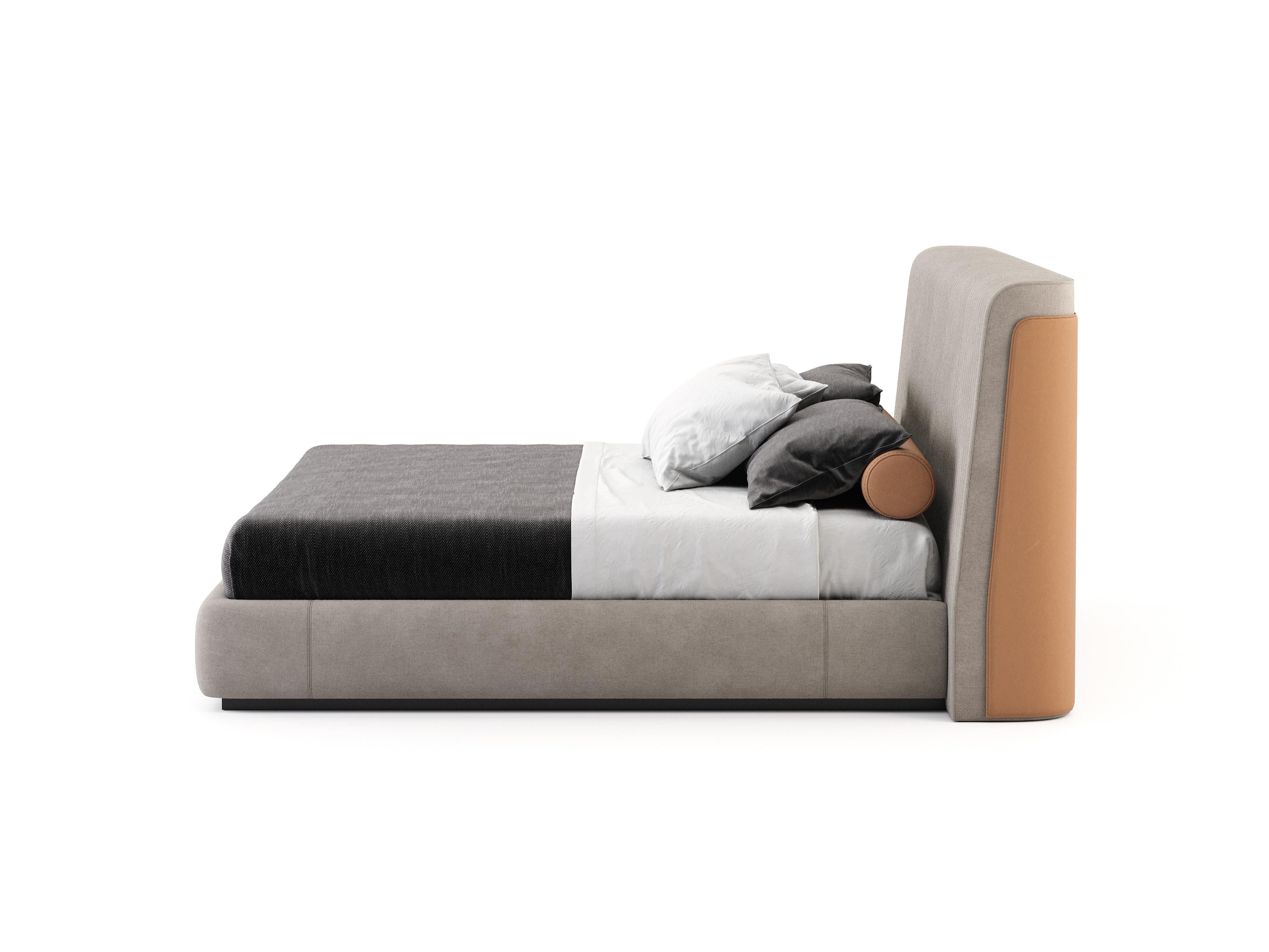 Sein Bett in Doppelgröße aus Leder und Textilien, Art déco-Stil (Portugiesisch) im Angebot