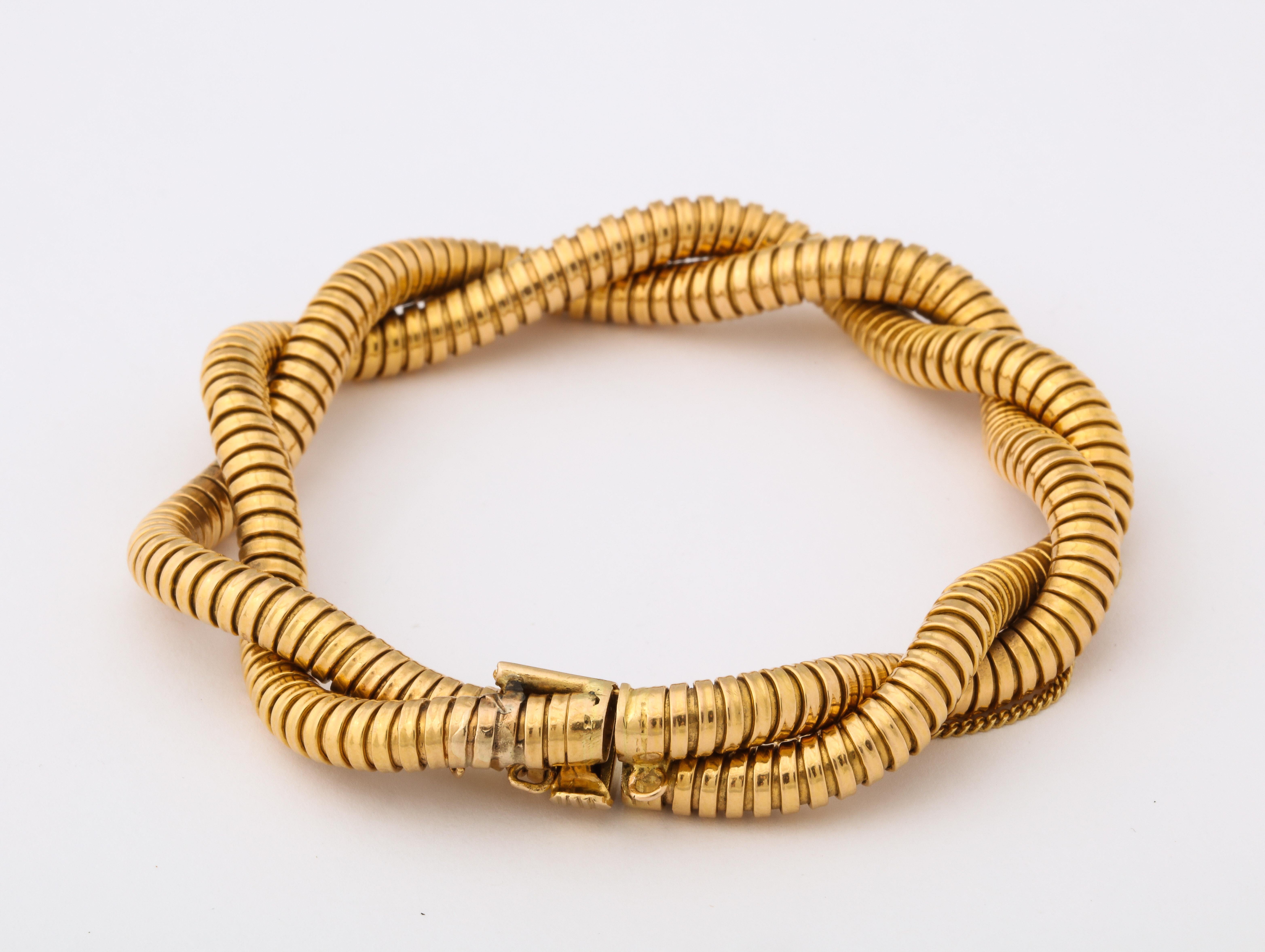 Double Snake/Tubogas Style Gold Vintage Bracelet In Good Condition In New York, NY