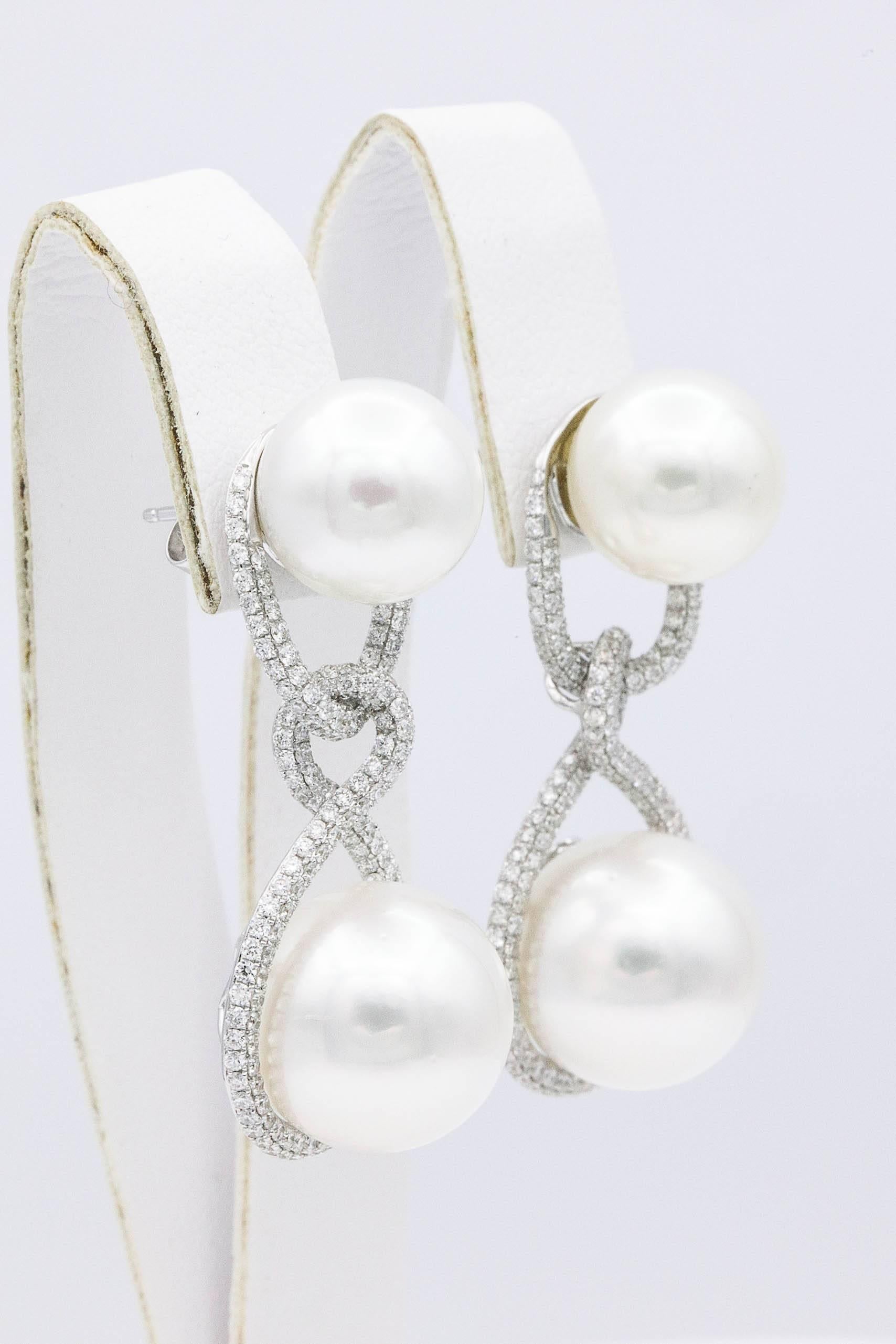 Modern South Sea Pearl Drop Diamond Earrings 1.90 Carats 18K For Sale
