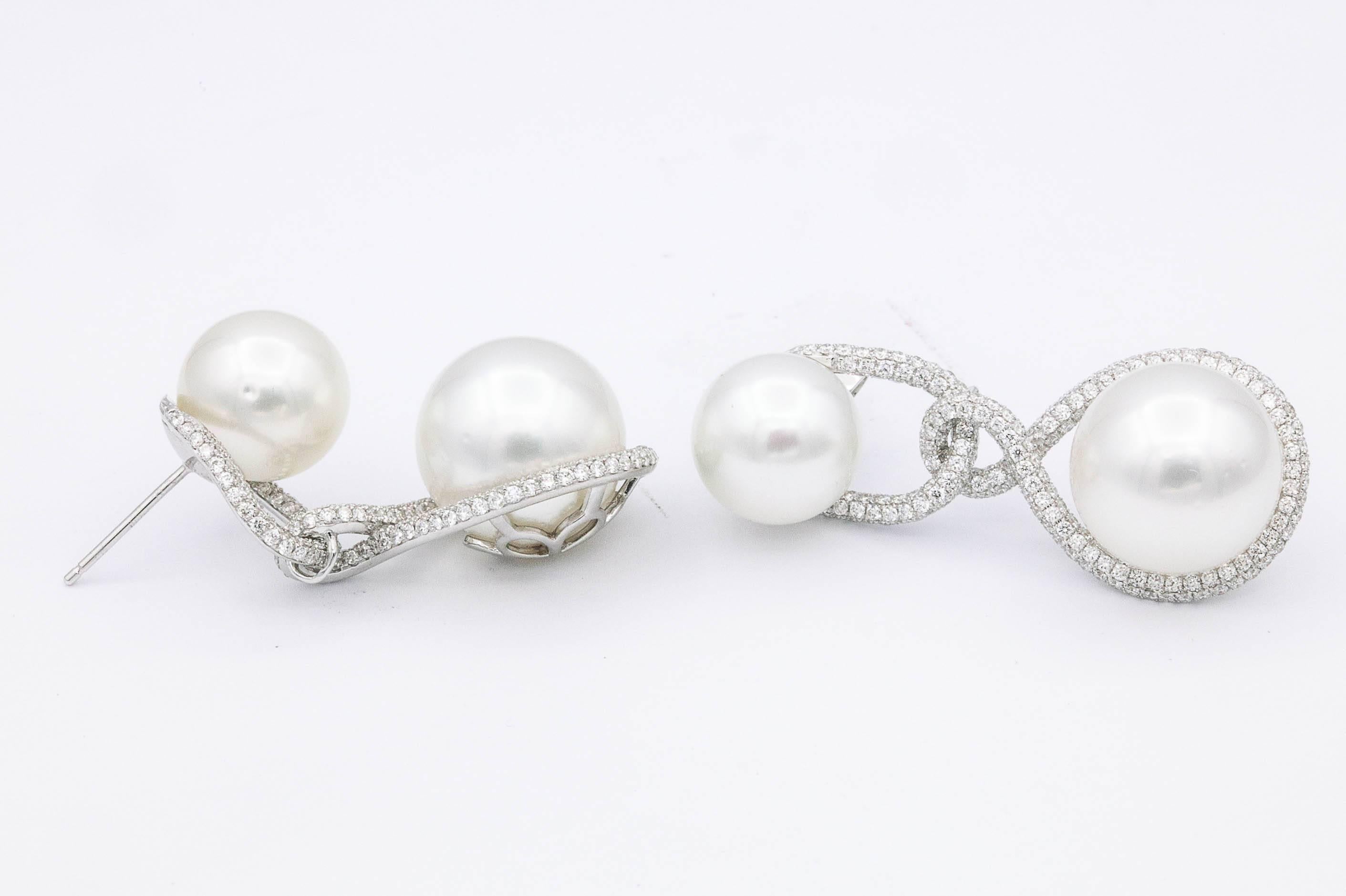 Round Cut South Sea Pearl Drop Diamond Earrings 1.90 Carats 18K For Sale