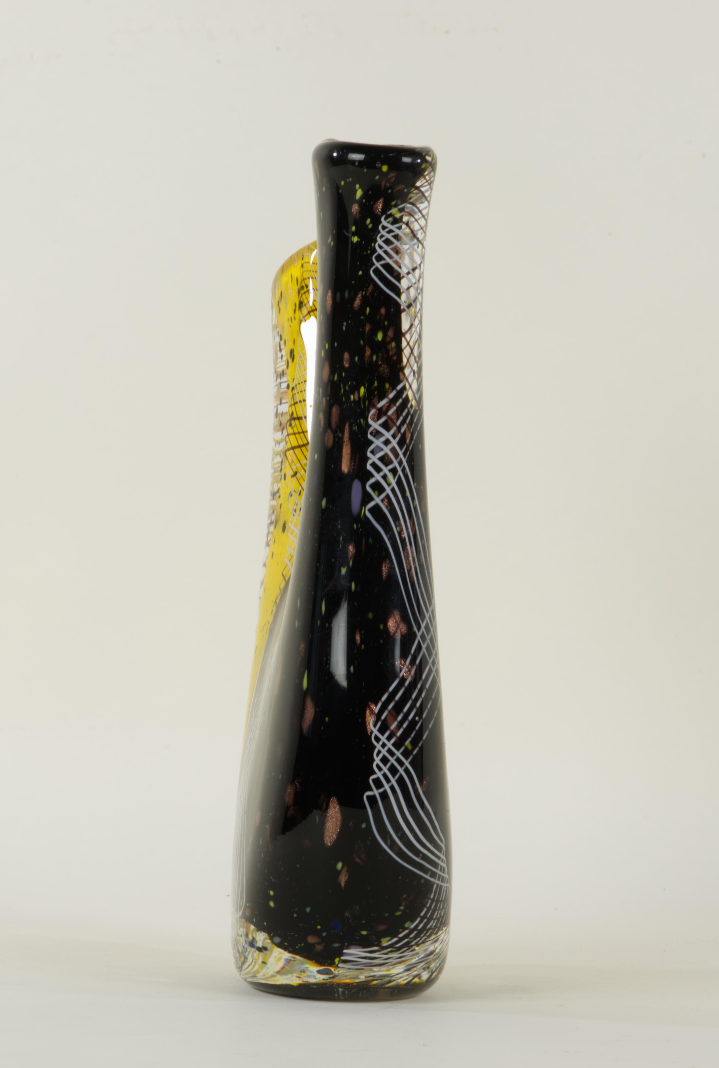 Double Spout Murano style Art Glass Vase  In Good Condition For Sale In Clifton Springs, NY