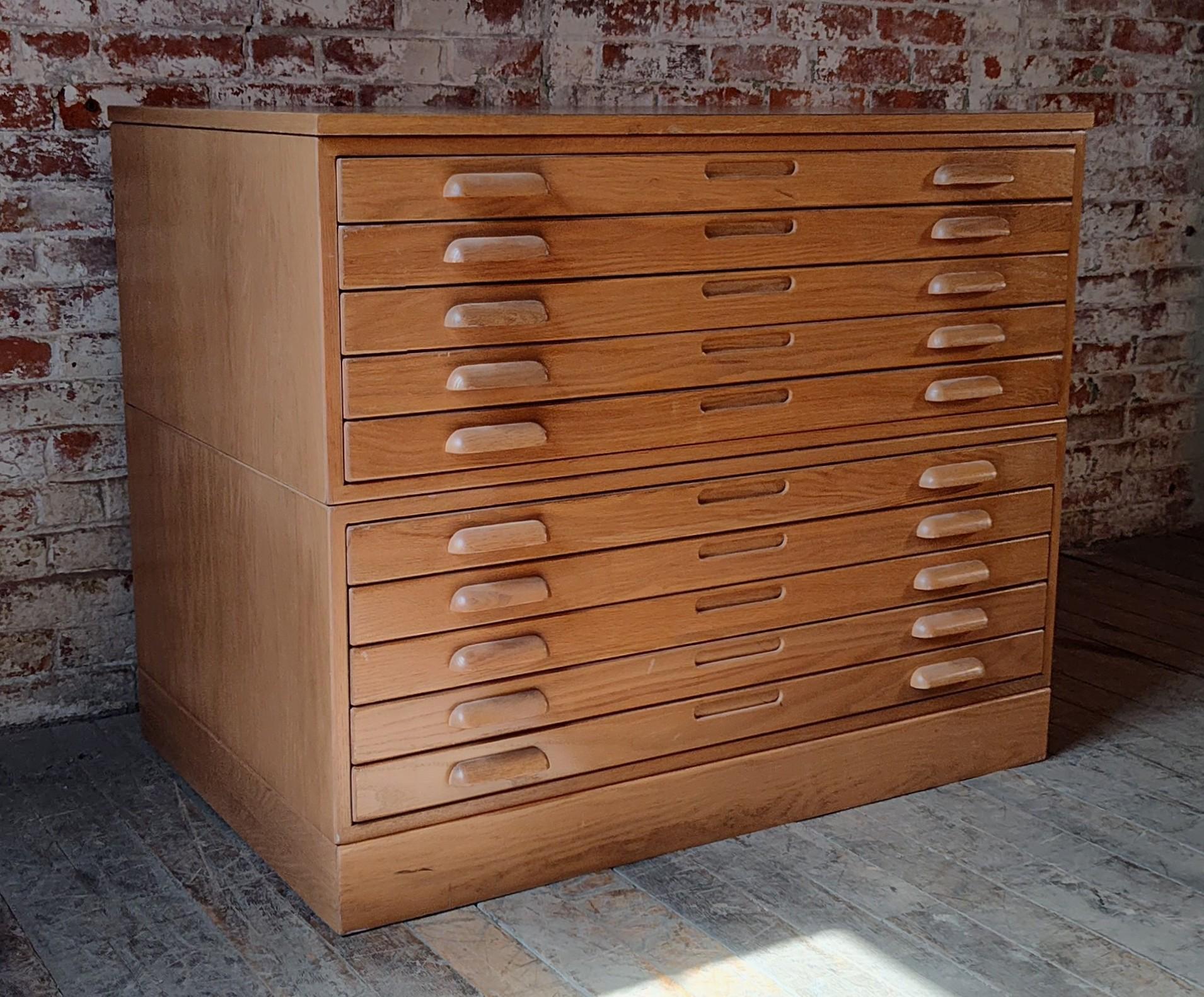 Oak Map / Blueprint Flat File Cabinet

Overall Dimensions: 28 1/2