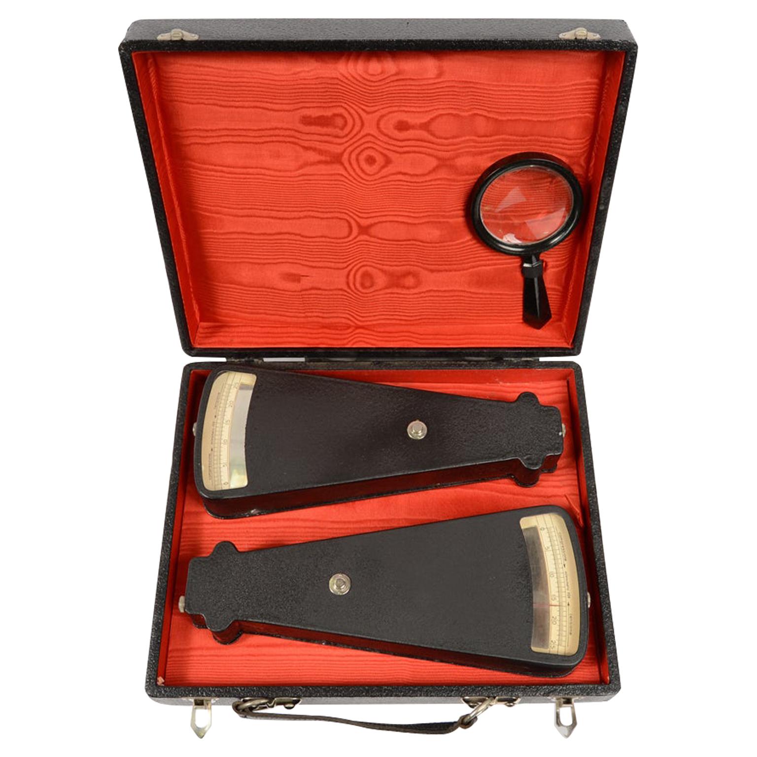 Italy 1930s Ing Ferrero Double Strain Gauge Original Box Measuring Instrument  For Sale