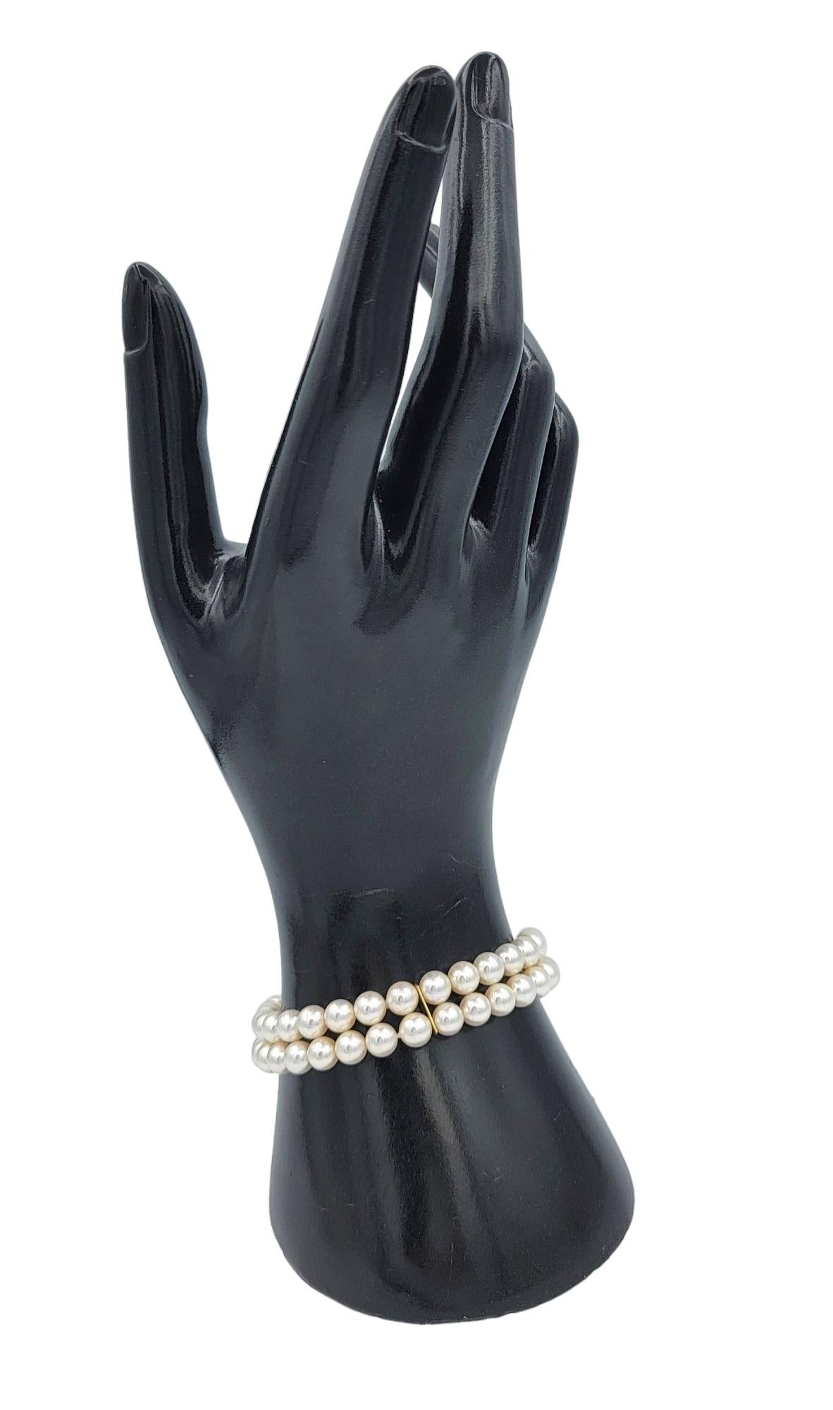 Double Strand Akoya Cultured Pearl Station Bracelet in 18 Karat Yellow Gold For Sale 4