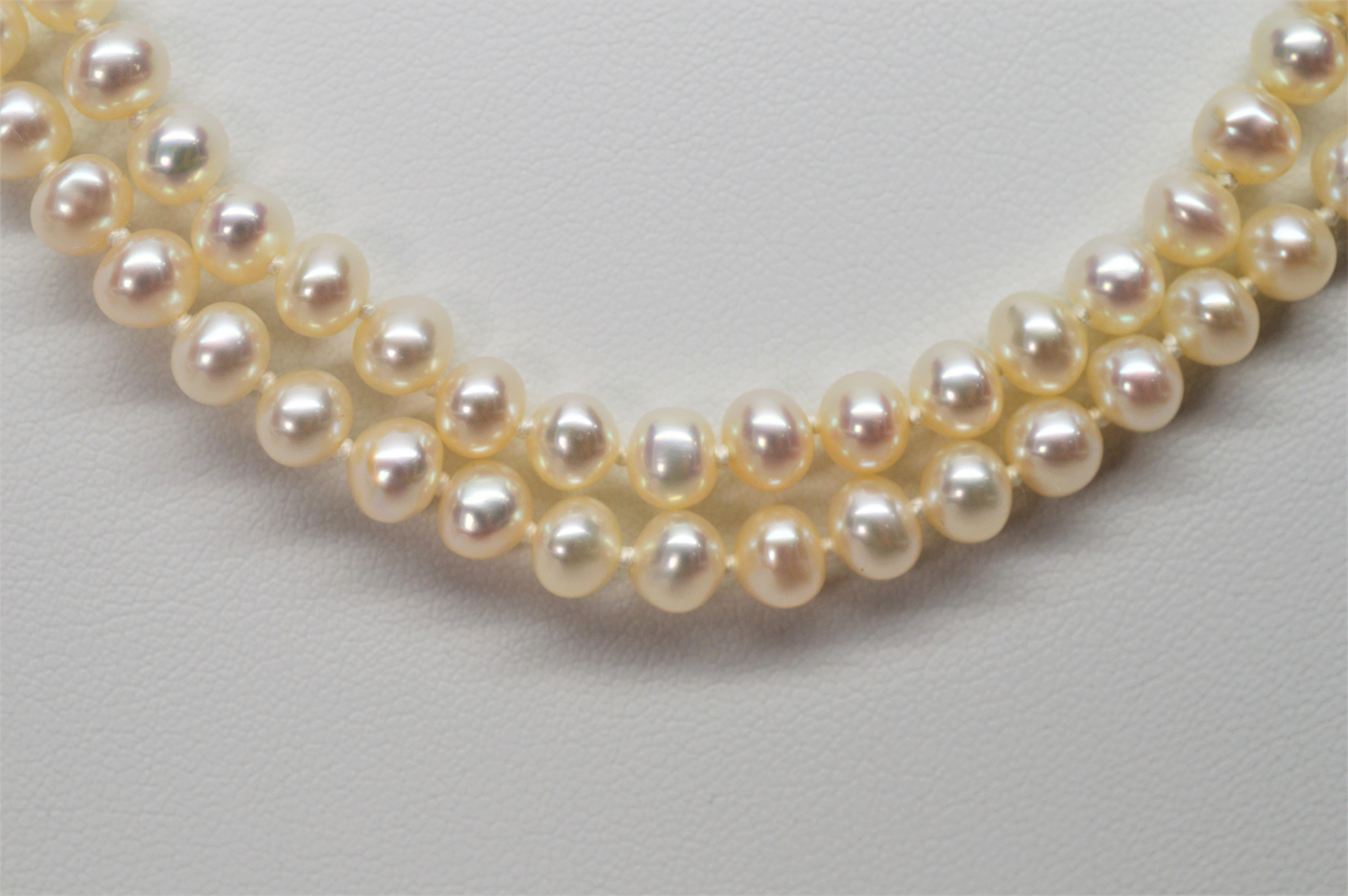 Collier de perles à boutons double brin Bracelet Duo Pour femmes en vente