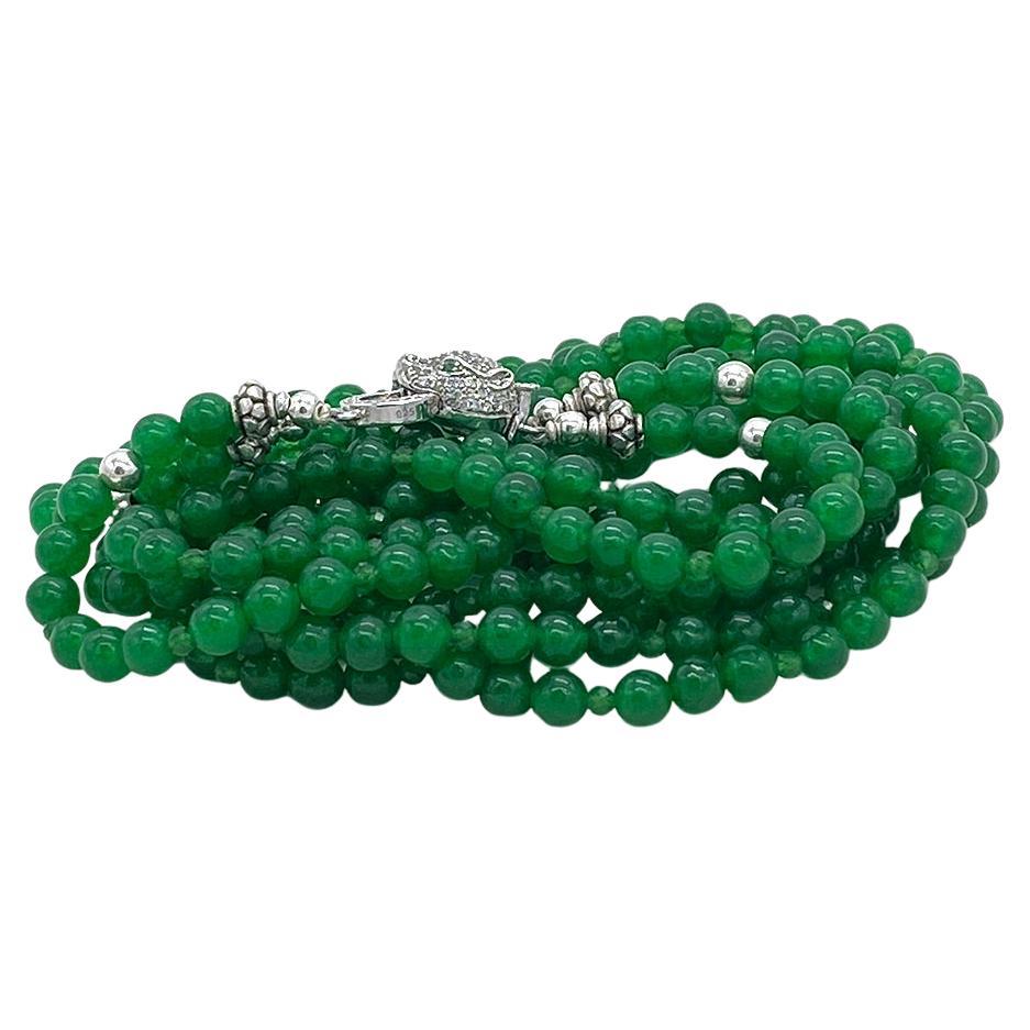 Collana di giada a doppio filo con chiusura leopardata in argento sterling in vendita 1