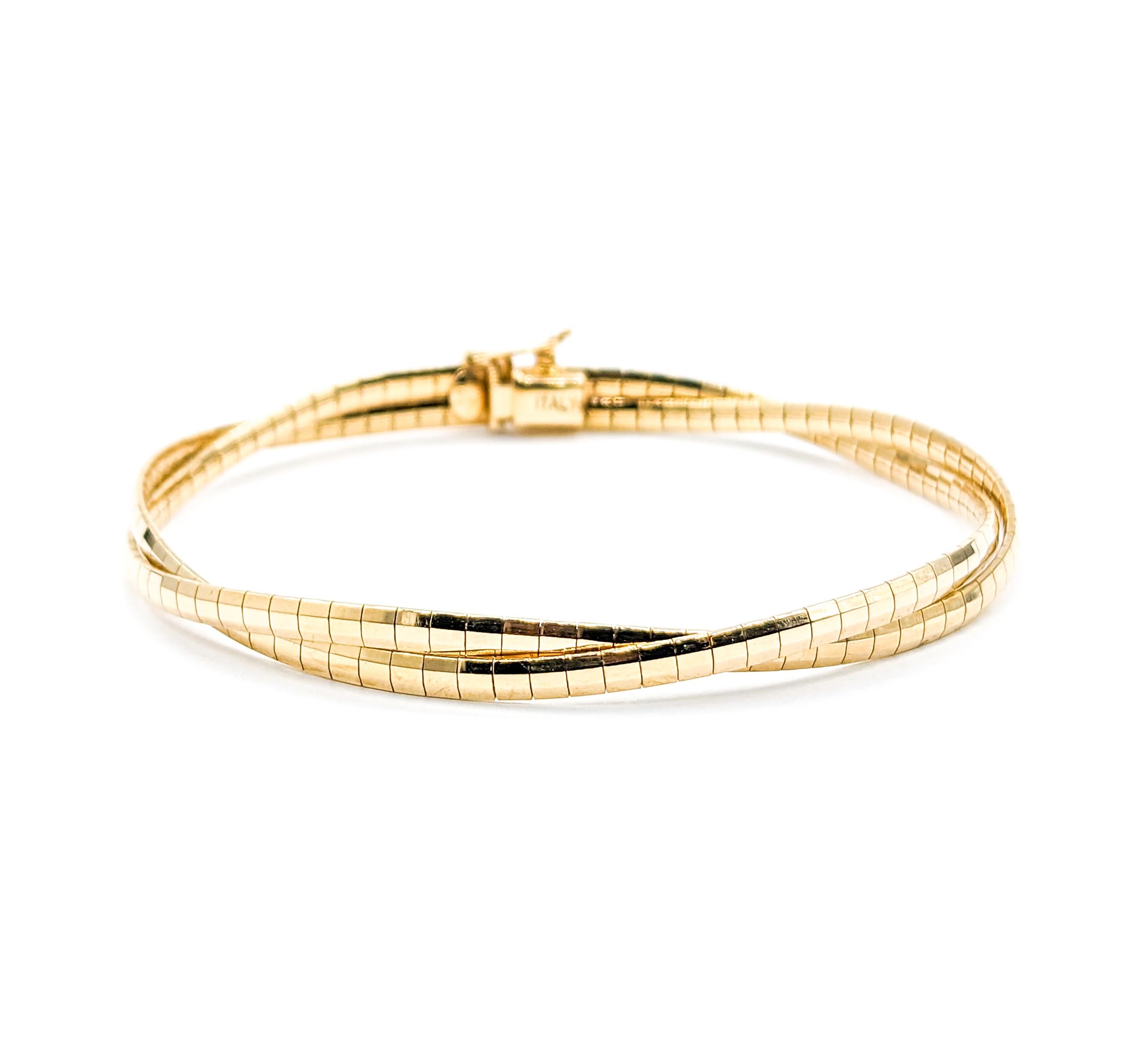 Modern Double Strand Omega Bracelet in Yellow Gold  For Sale