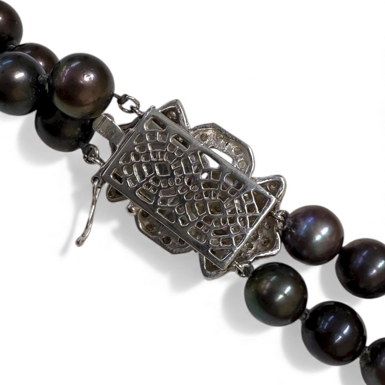 Collana di perle a doppio filo con chiusura a diamante in oro 14KW in vendita 3