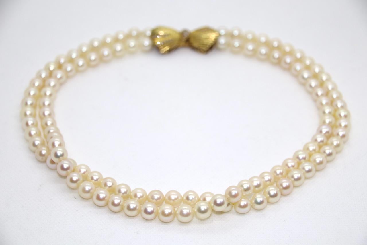 Double Strand Pearl Necklace with 18 Karat Gold Clasp and Diamonds 1