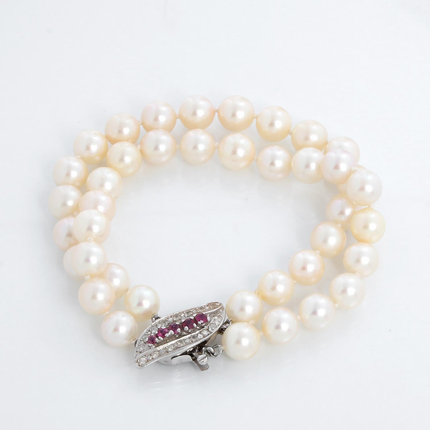 Double Strand Salt Water Pearl Necklace & Bracelet In Good Condition For Sale In Dallas, TX