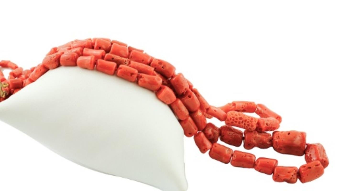 Retro Double-Strands Coral Necklace For Sale