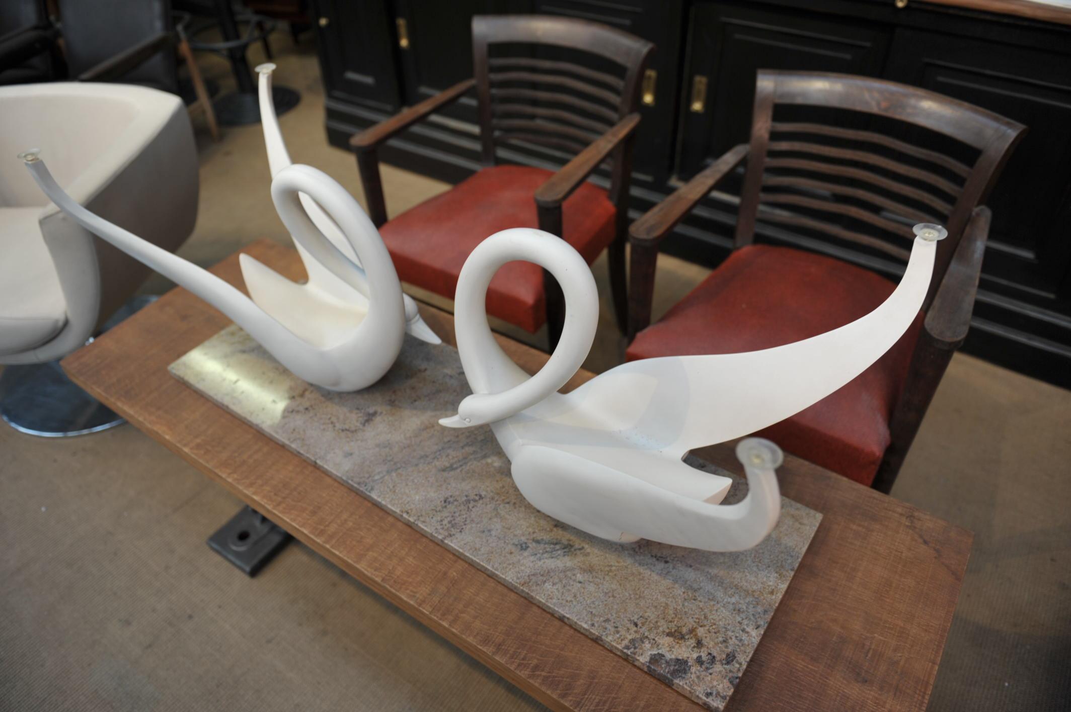 Double Swan Coffee Table by Maison Jansen, circa 1960 In Good Condition For Sale In Roubaix, FR