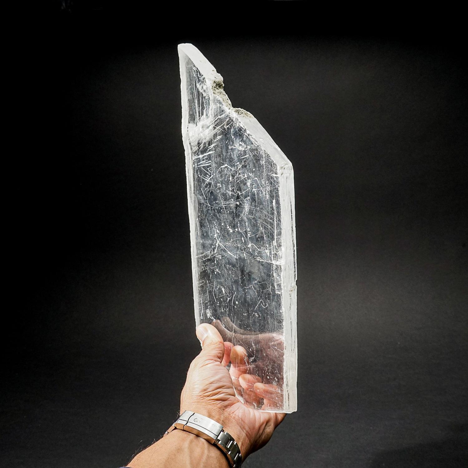 Double Terminated Optical Single Selenite Crystal from Guilin, Guanxi, China In New Condition For Sale In New York, NY