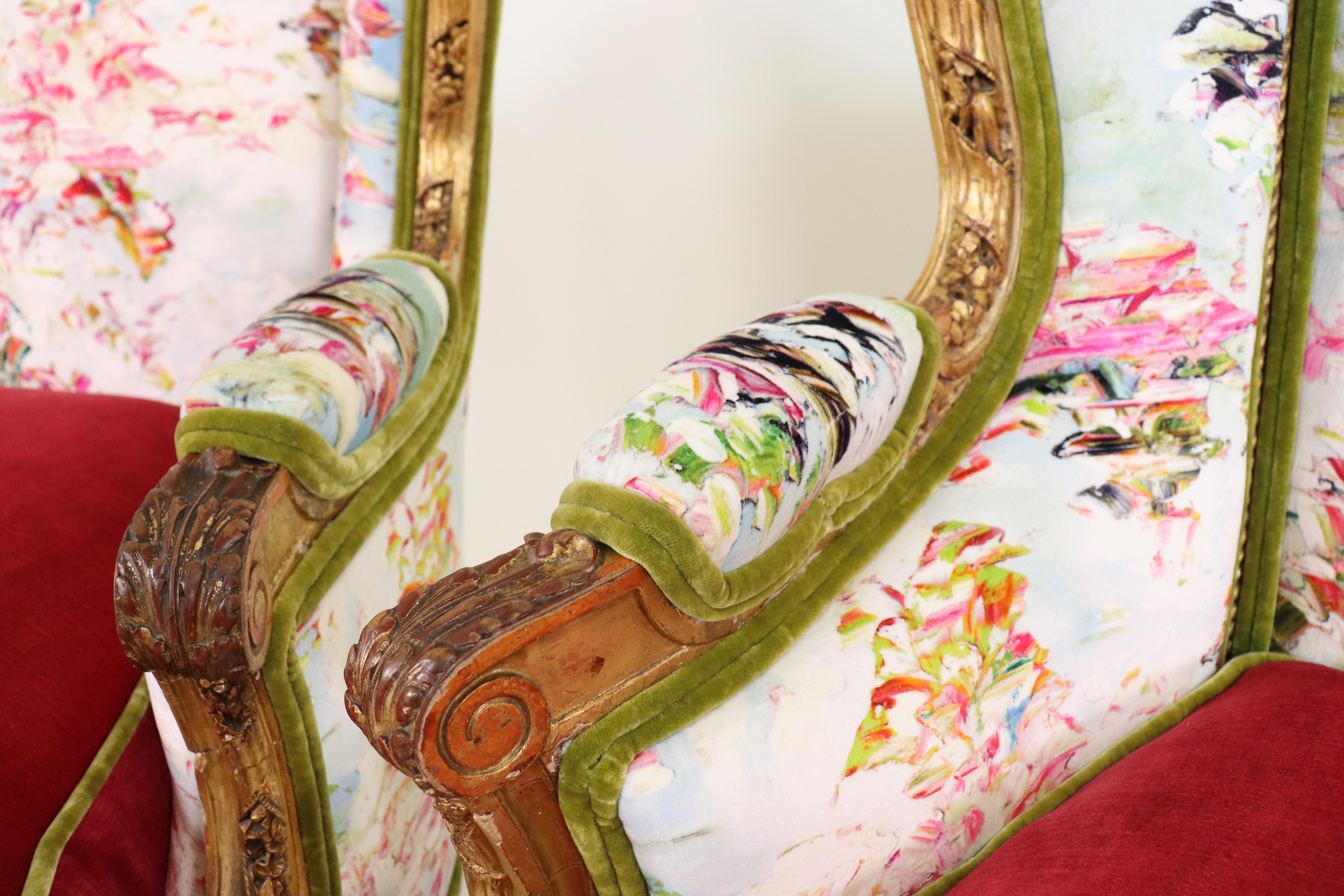 Pair of Mid-19th Century Louis XVI Giltwood Bergère Armchairs with Modern Fabric For Sale 4