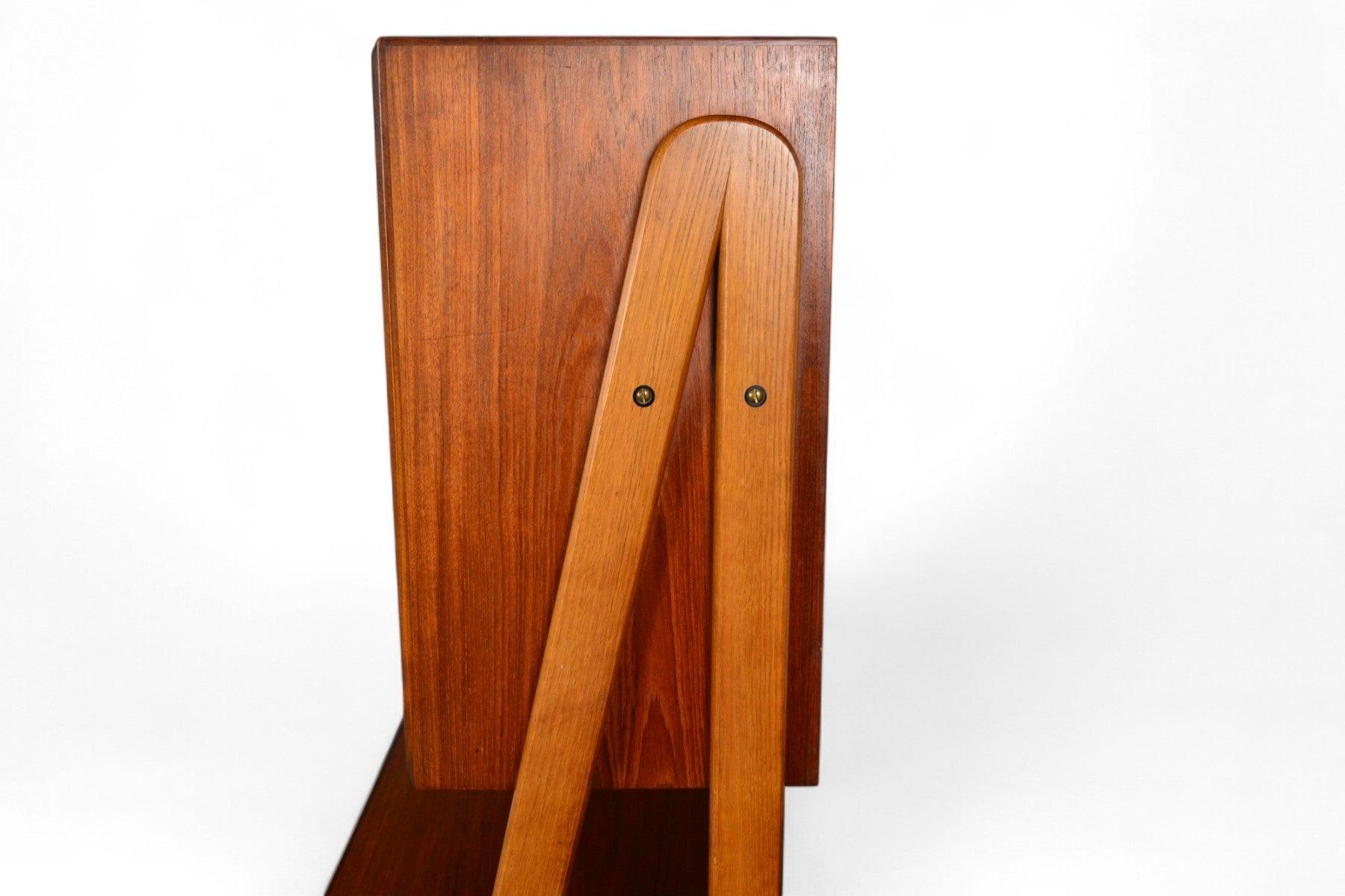 Credenza danese del metà secolo a due piani in Teak + Oak in vendita 7