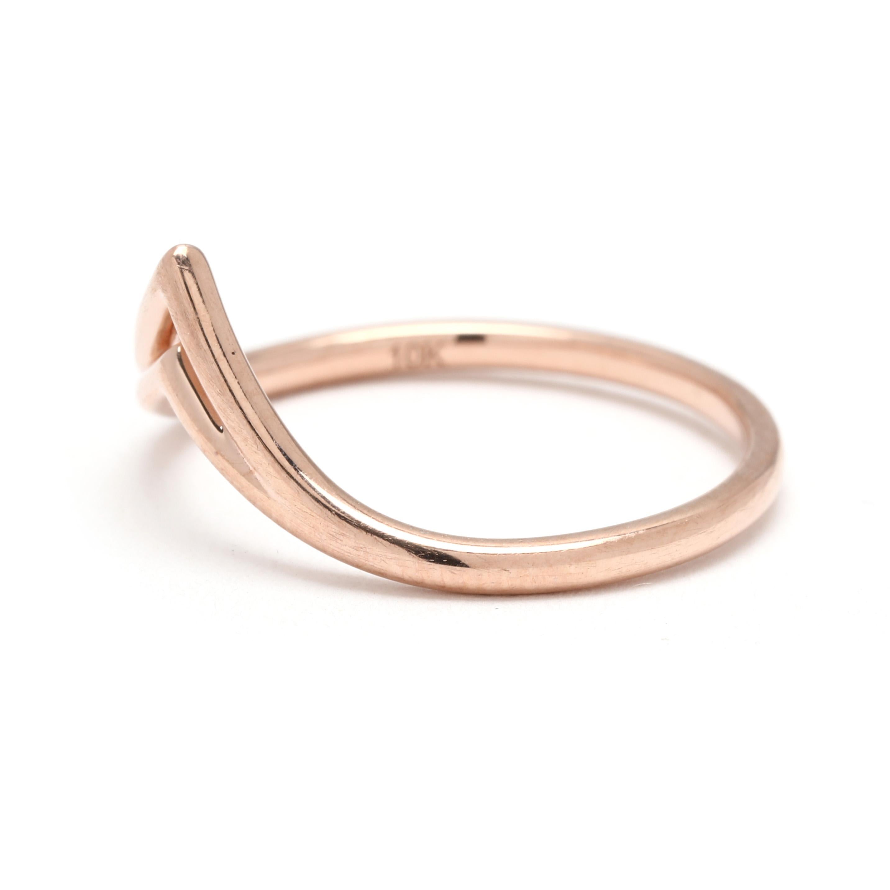 Bague à double V, or rose 10 carats, taille de bague 5, empilable Bon état - En vente à McLeansville, NC