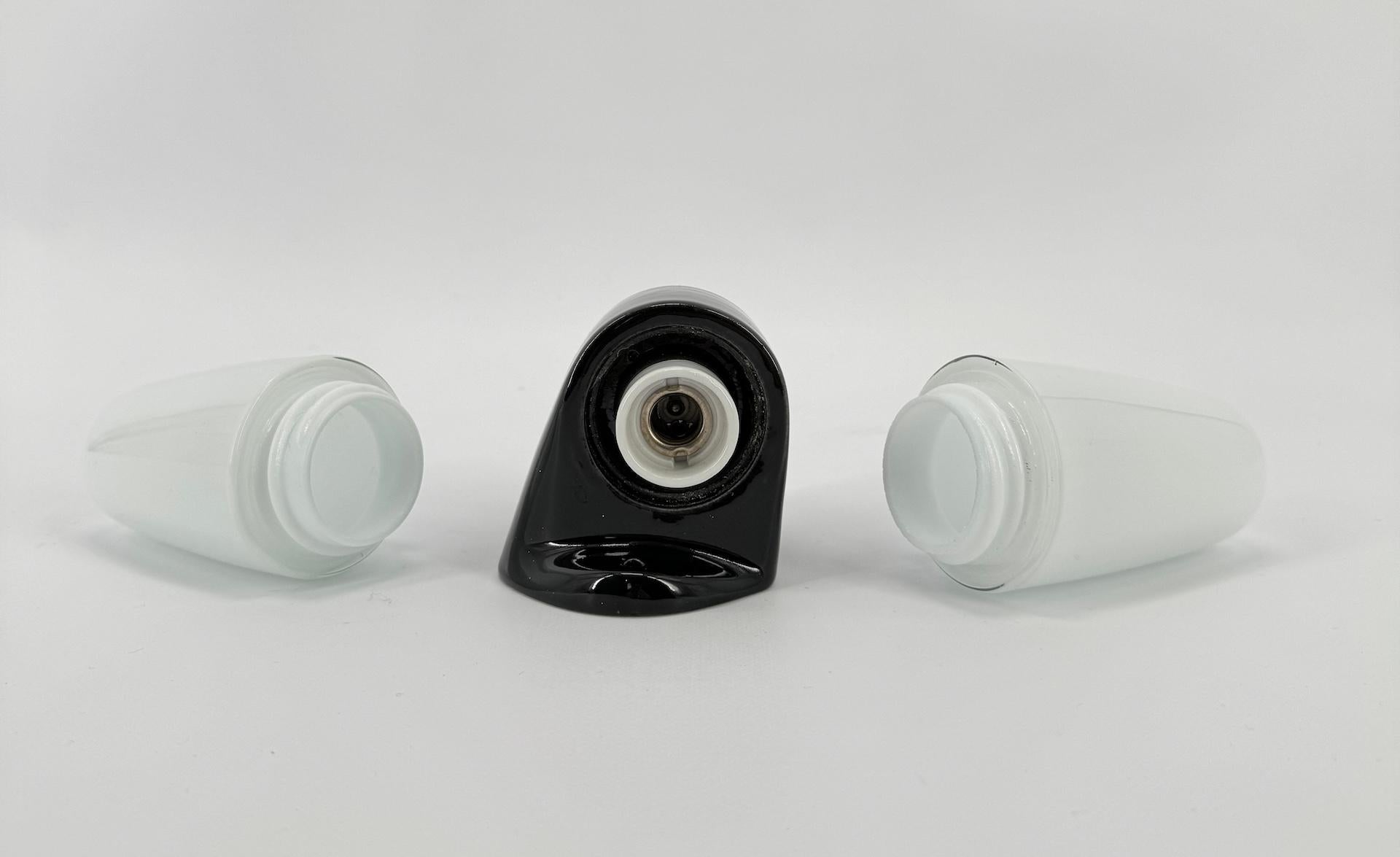 Double Wall Lamp by Wilhelm Wagenfeld Lindner 1958 Opaline and Black Porcelain In Good Condition In Crespières, FR