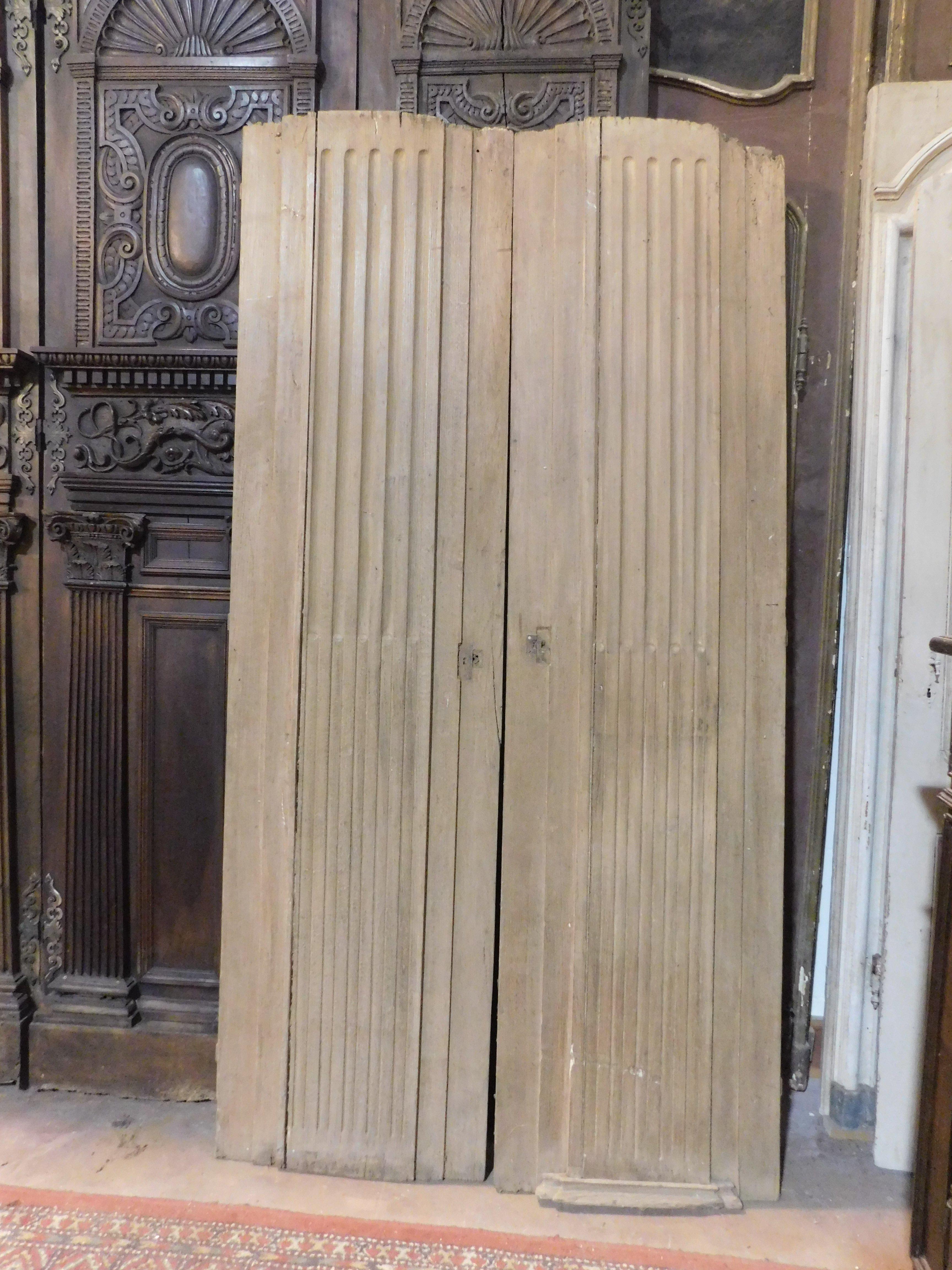 Sculpté Porte à double battant en Wood Wood Oak, rayée, Italie en vente