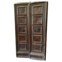 Porte d'entrée à deux battants, plaquée en bois de noyer, Toscane (Italie)