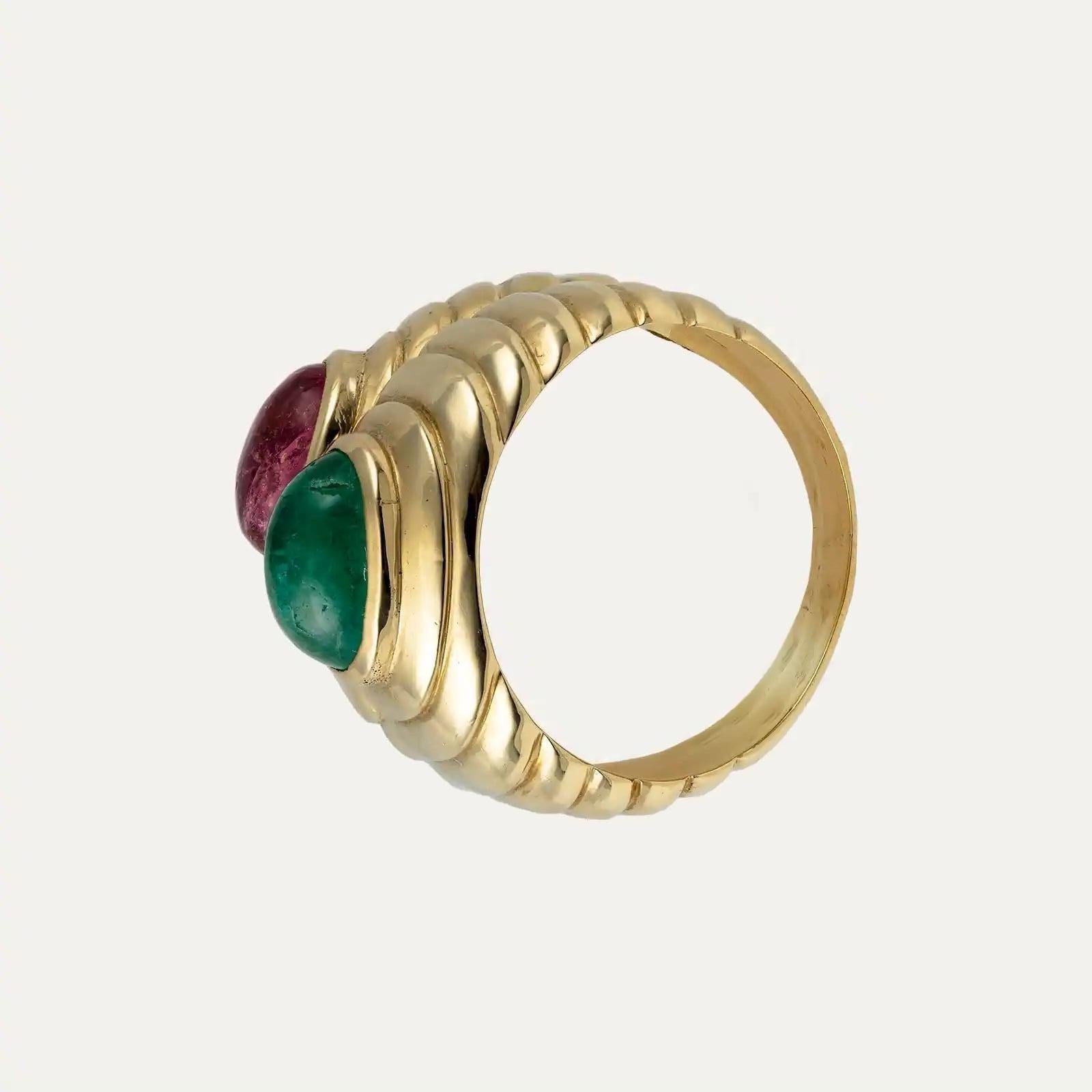 Taille émeraude Bague double en or jaune avec tourmaline et émeraude en vente