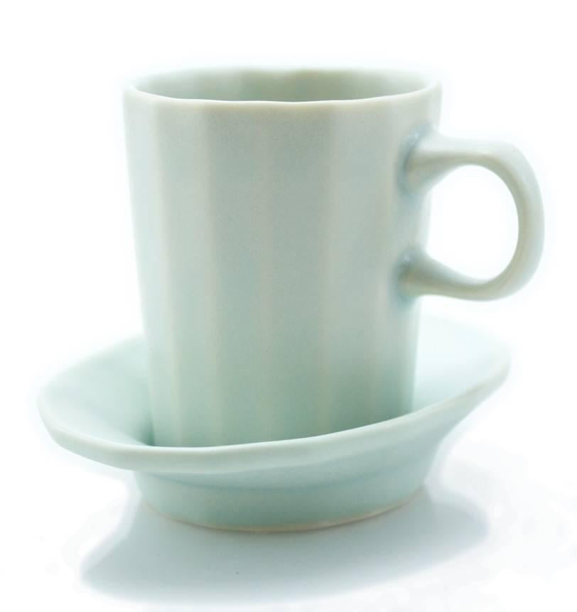 Doubleshot Espresso Cup and Saucer Set of Four Contemporary Glazed Porcelain In New Condition In Asheville, NC