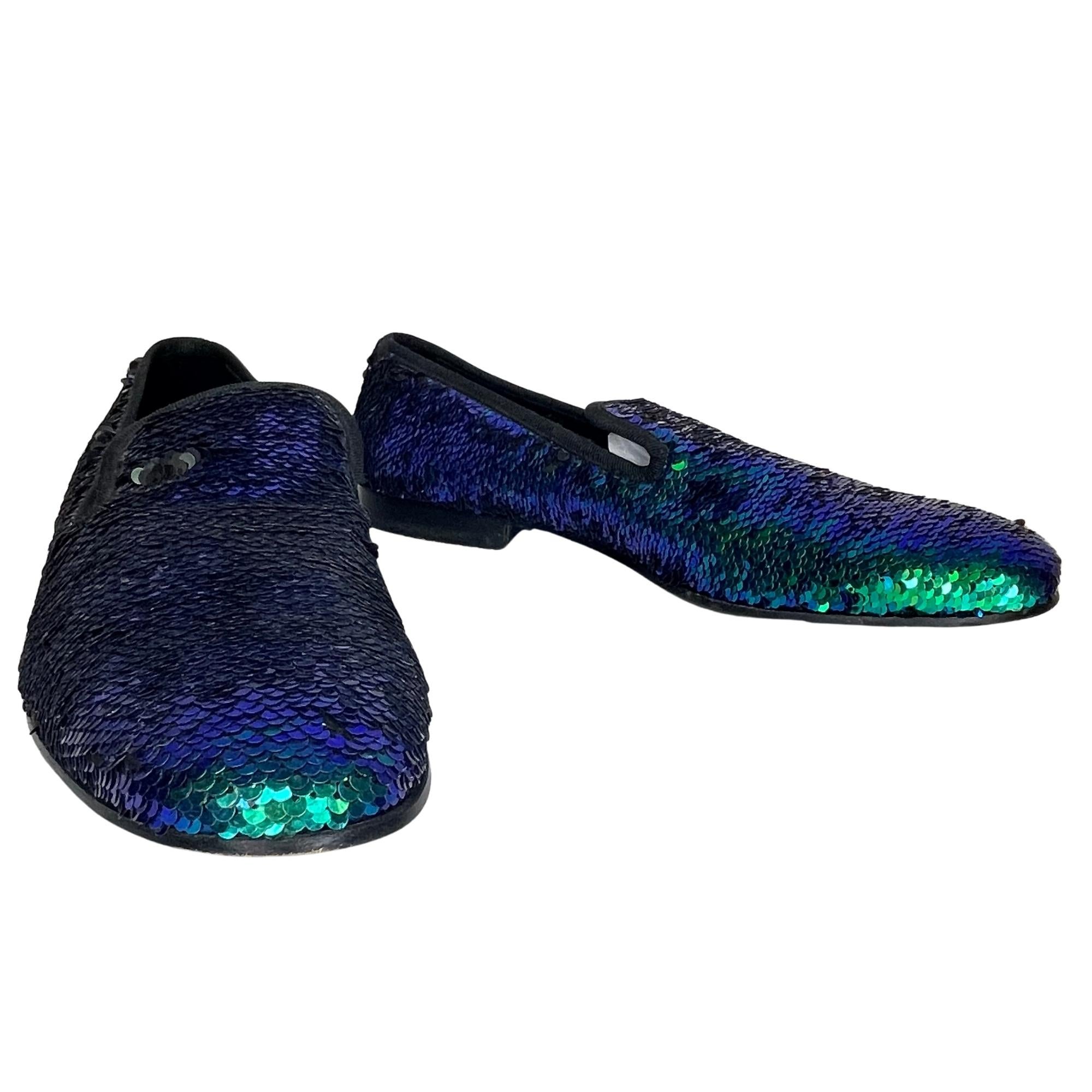 COLOR: Turquouise
MATERIAL: Sequin
SIZE: Men’s 42 EU / 9 US 
CONDITION: Good - uppers are in decent condition and the bottoms are scratched up with marks, stains and scuffs.

Made in Italy