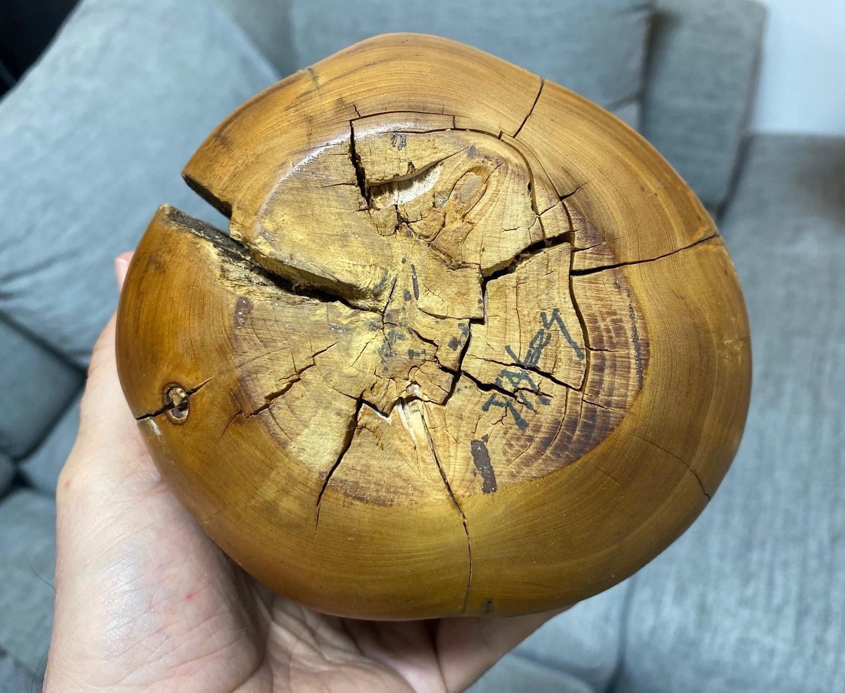 Doug Ayers Signed California Artist Midcentury Organic Wood Turned Vase Sculpure For Sale 10