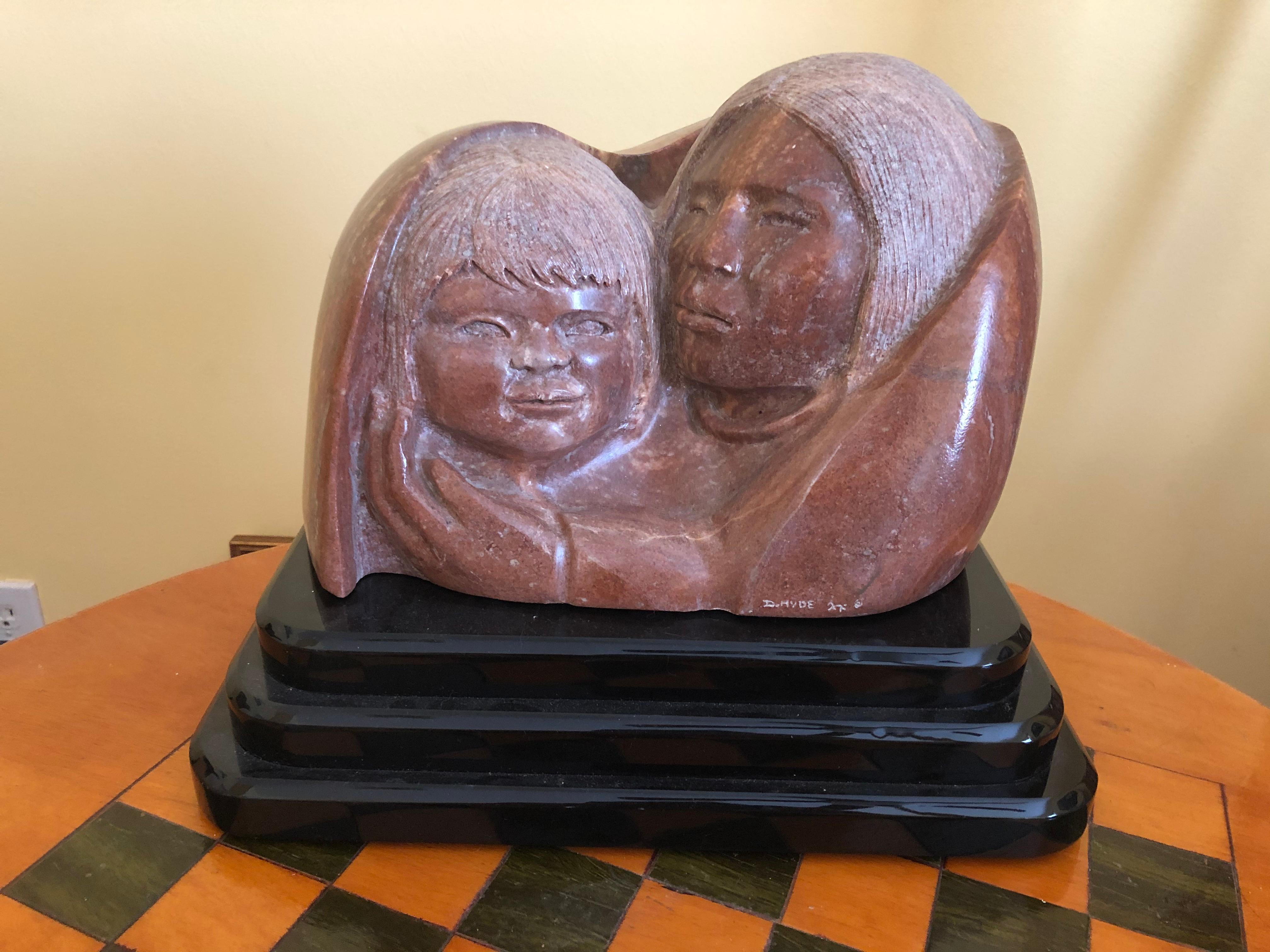 Doug Hyde „Stopping the Tears“ Skulptur von Mutter und Kind im Angebot 2