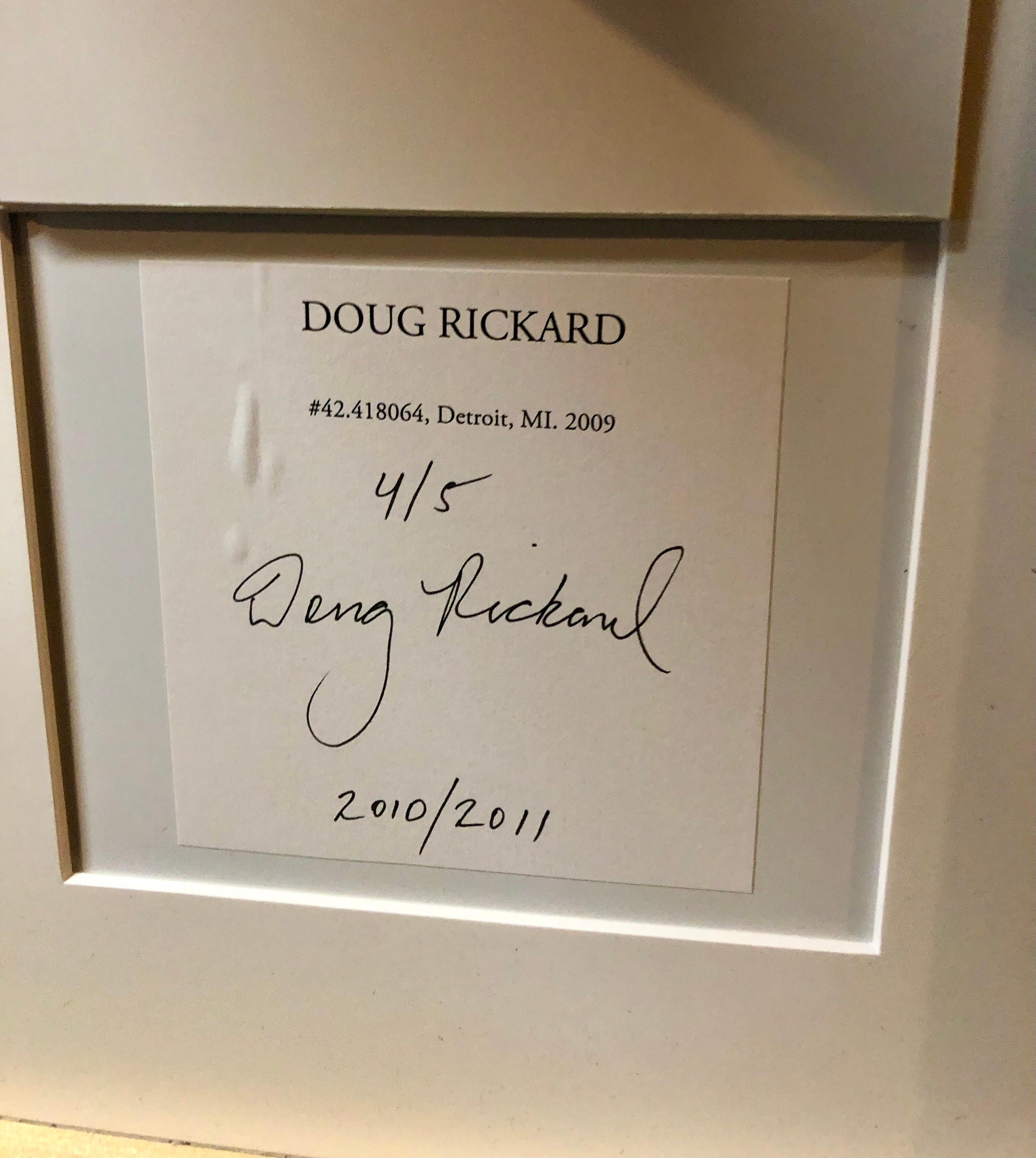 Großformatiger Archivalischer Pigmentdruck für Fotografie, Detroit, Farbfoto Doug Rickard im Angebot 4
