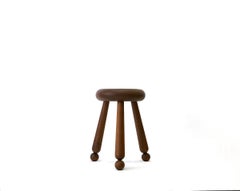 Doughnut Hocker - Traditioneller handgefertigter Hocker aus Massivholz in Nussbaum