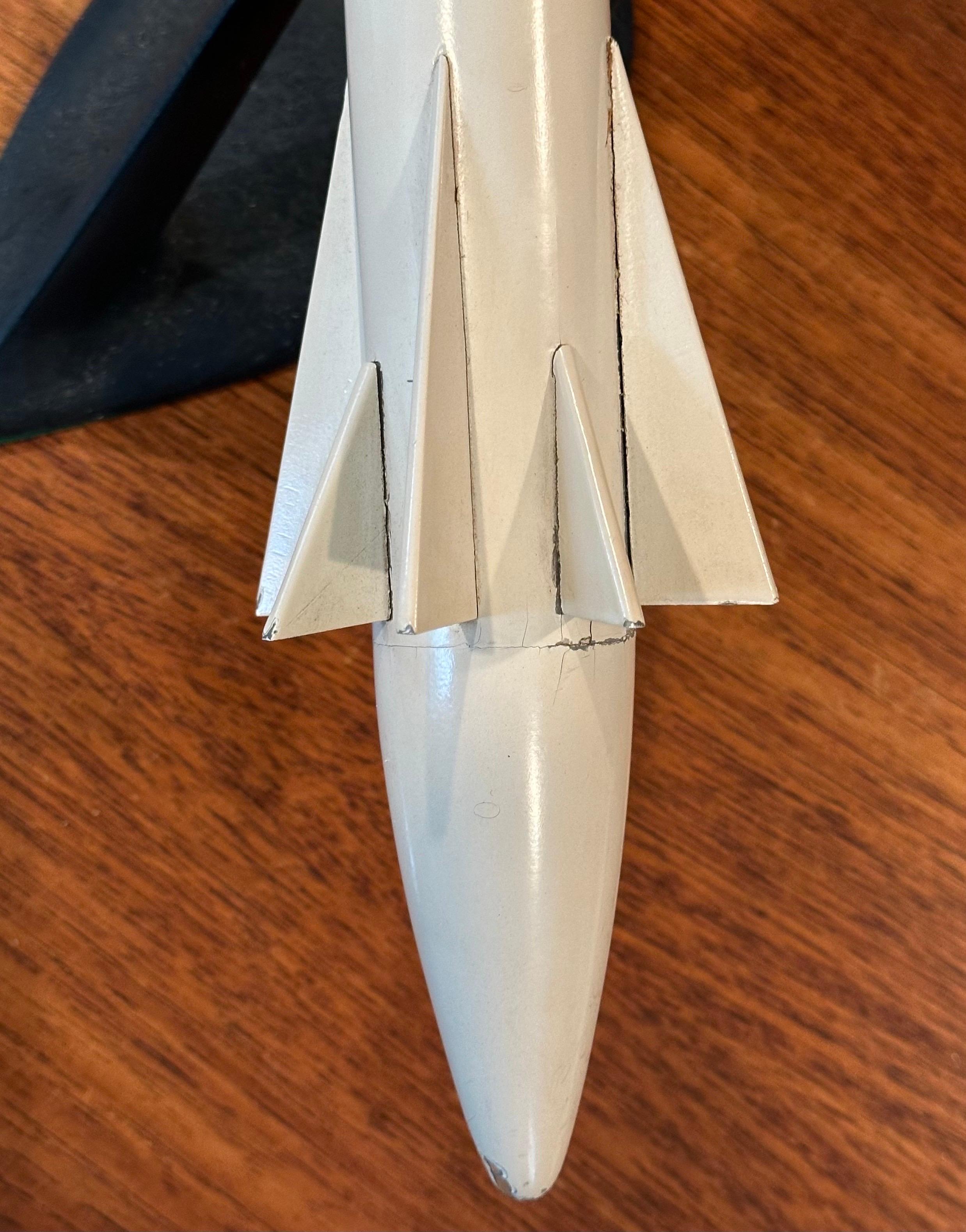 Modèle de bureau d'contracteur d'avion Douglas Aircraft USAF « Skybolt » en vente 10