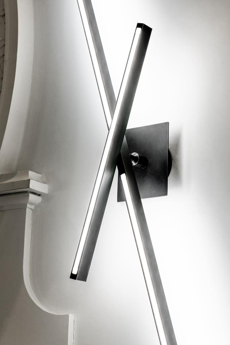 Douglas Fanning, Contemporary Sconce aus gebürsteter Bronze, Vereinigte Staaten, 2019 (Gebürstet) im Angebot