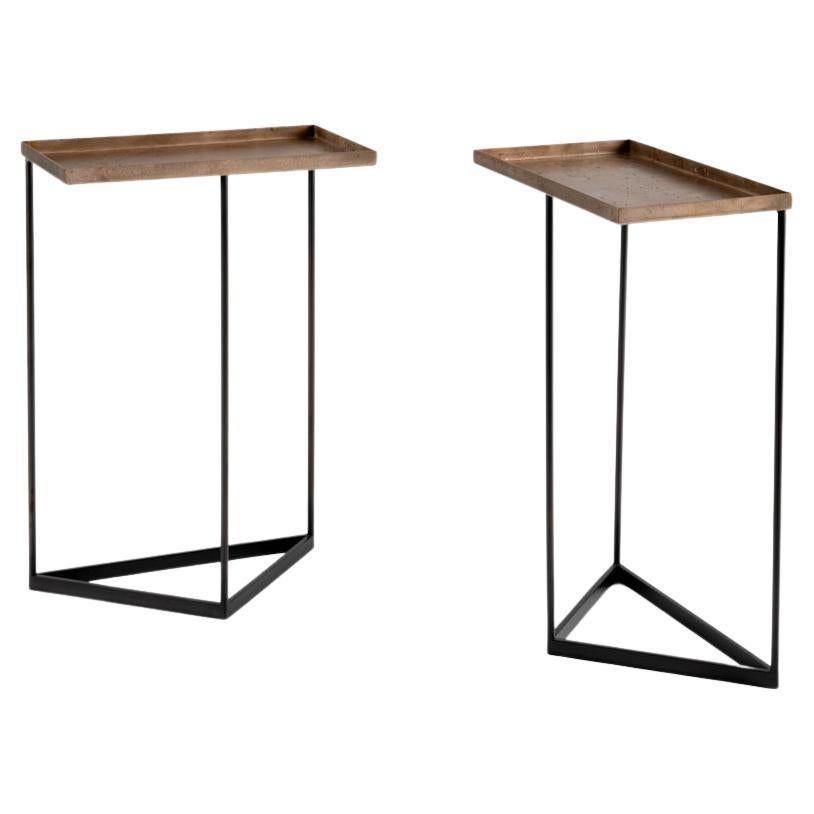 Douglas Fanning, paire de tables à cocktail géométriques en bronze et acier, États-Unis, 2021