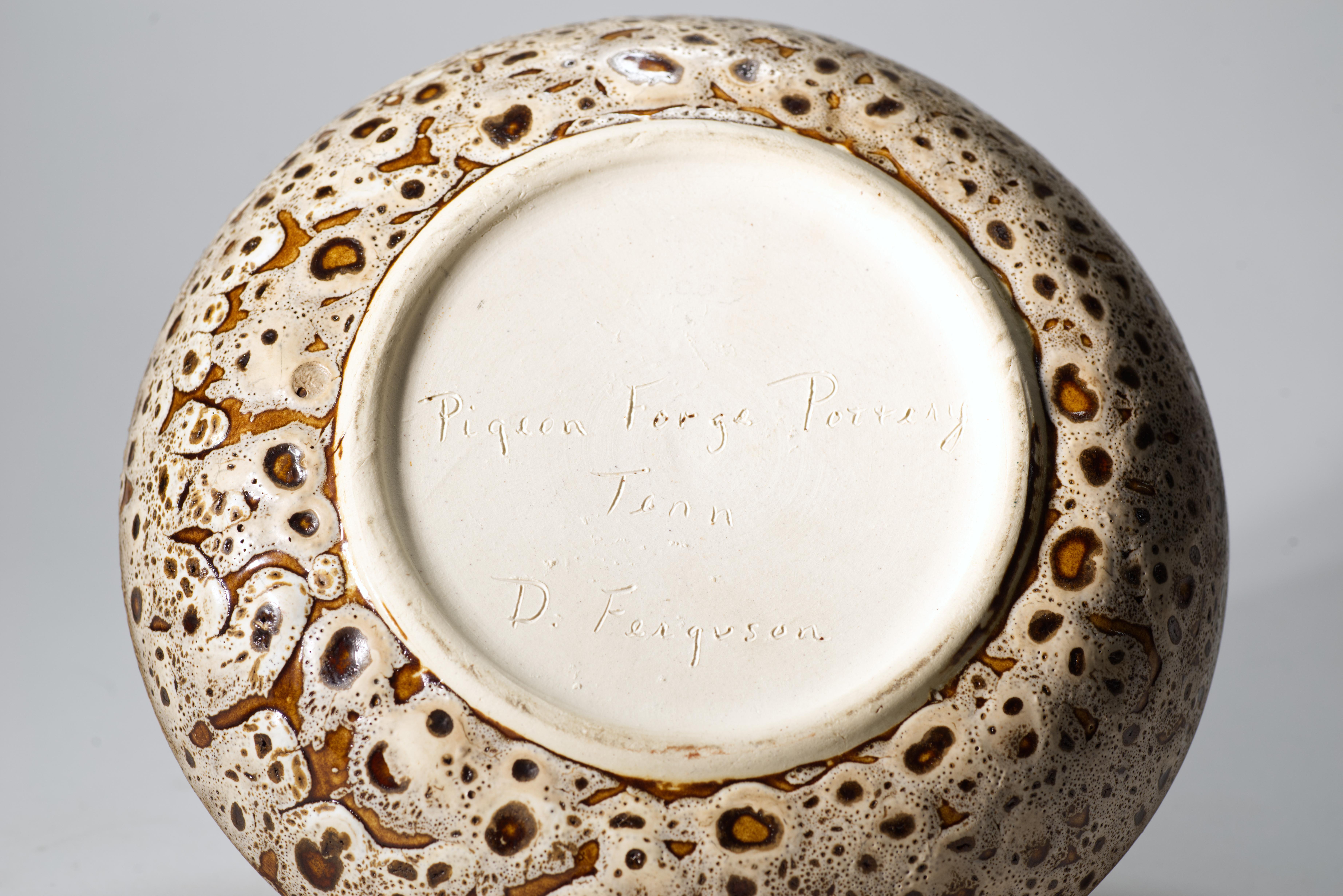 Douglas Ferguson für Pigeon Forge Crater Glasurschale #1, American Studio Pottery (amerikanisch) im Angebot