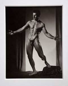 DOUGLAS JULEFF Vintage 1940s Photograph of "Beefcake" model MIKE DUBEL #2